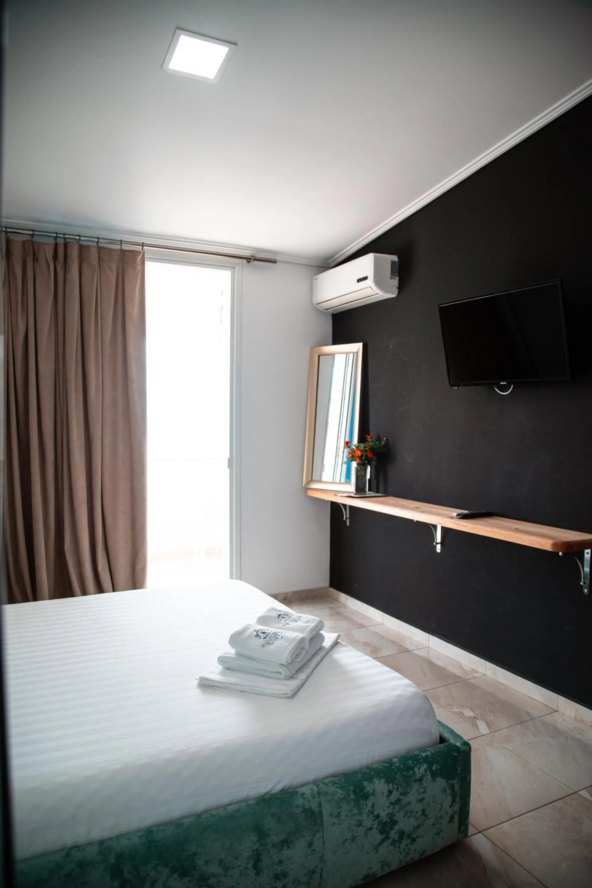 wardrobe, Bed in Vila e Bardhe Butique Hotel