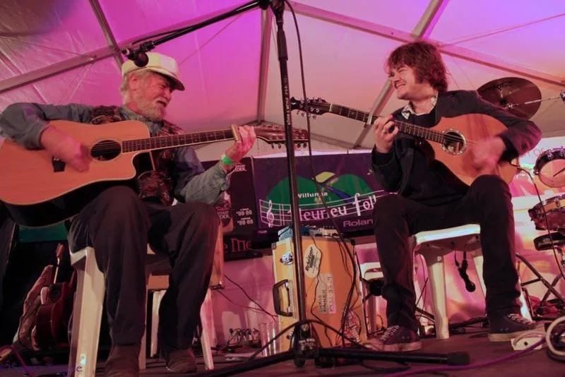 Evening entertainment in Cobblers Cottage B&B
