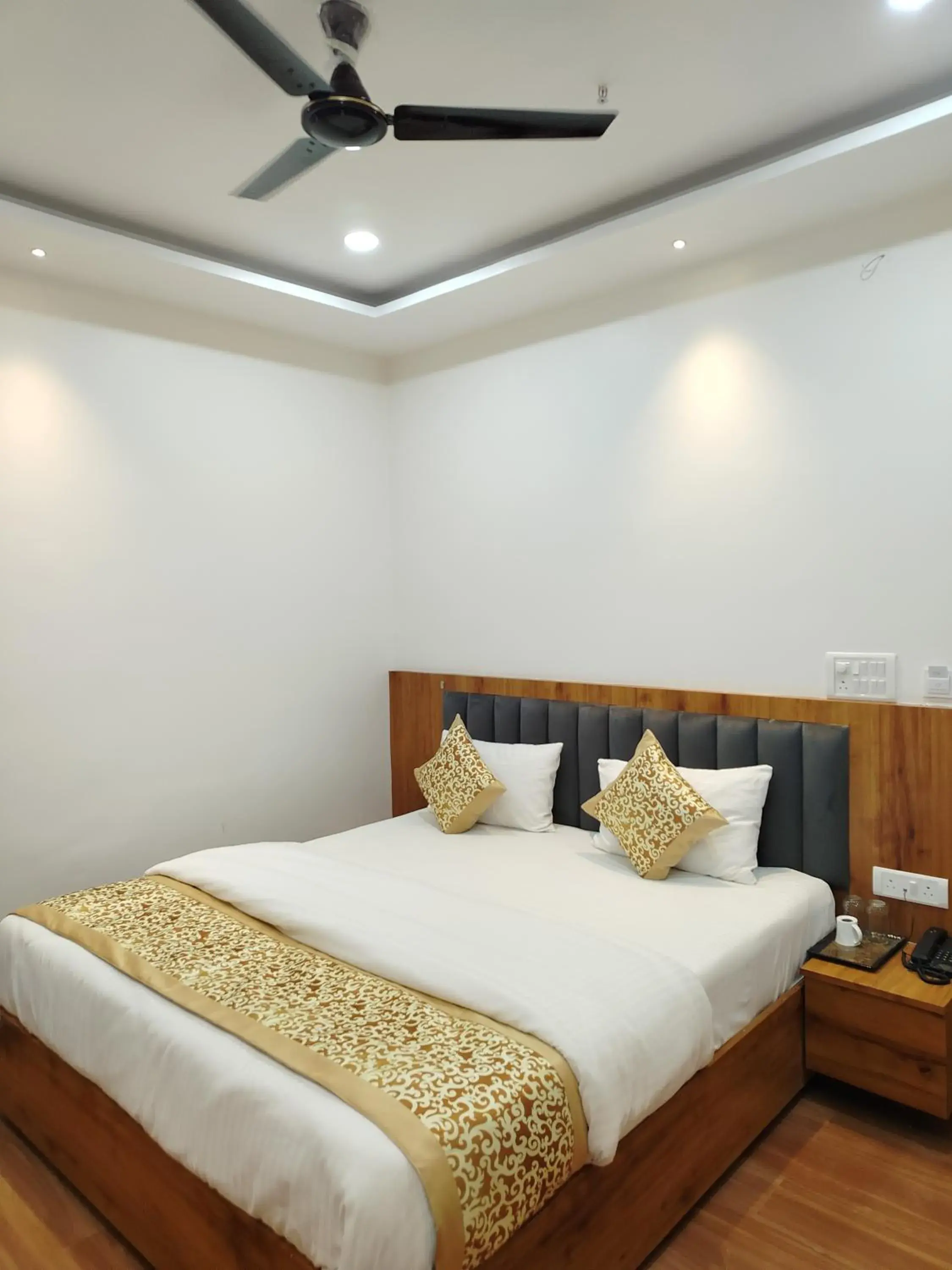 Deluxe Double Room - single occupancy in Kennedia International Hotal & Suite Deluxe Double Room - single occupancy in Kennedia International Hotal & Suite