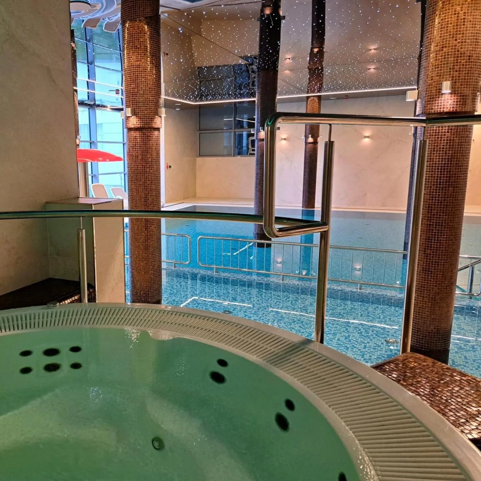 Swimming pool in Hotel SKAL Medi SPA & Resort