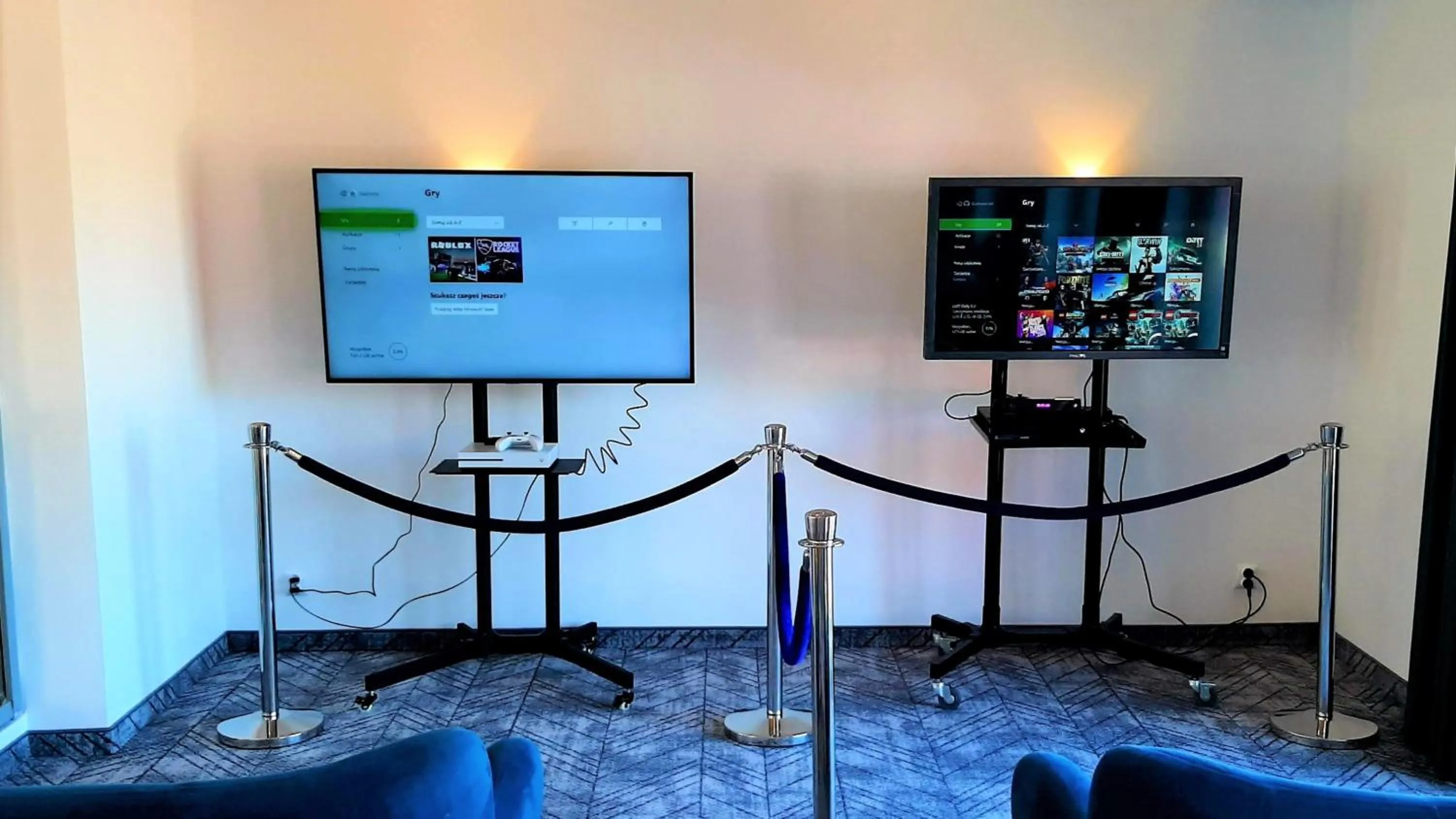 Communal lounge/ TV room in Hotel SKAL Medi SPA & Resort