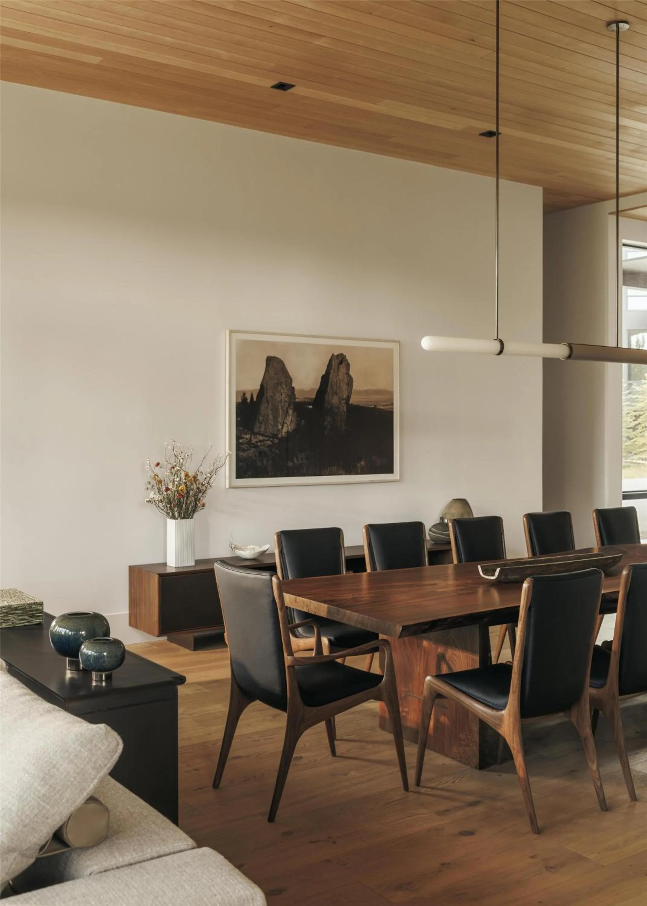 Photo of the whole room in One&Only Moonlight Basin