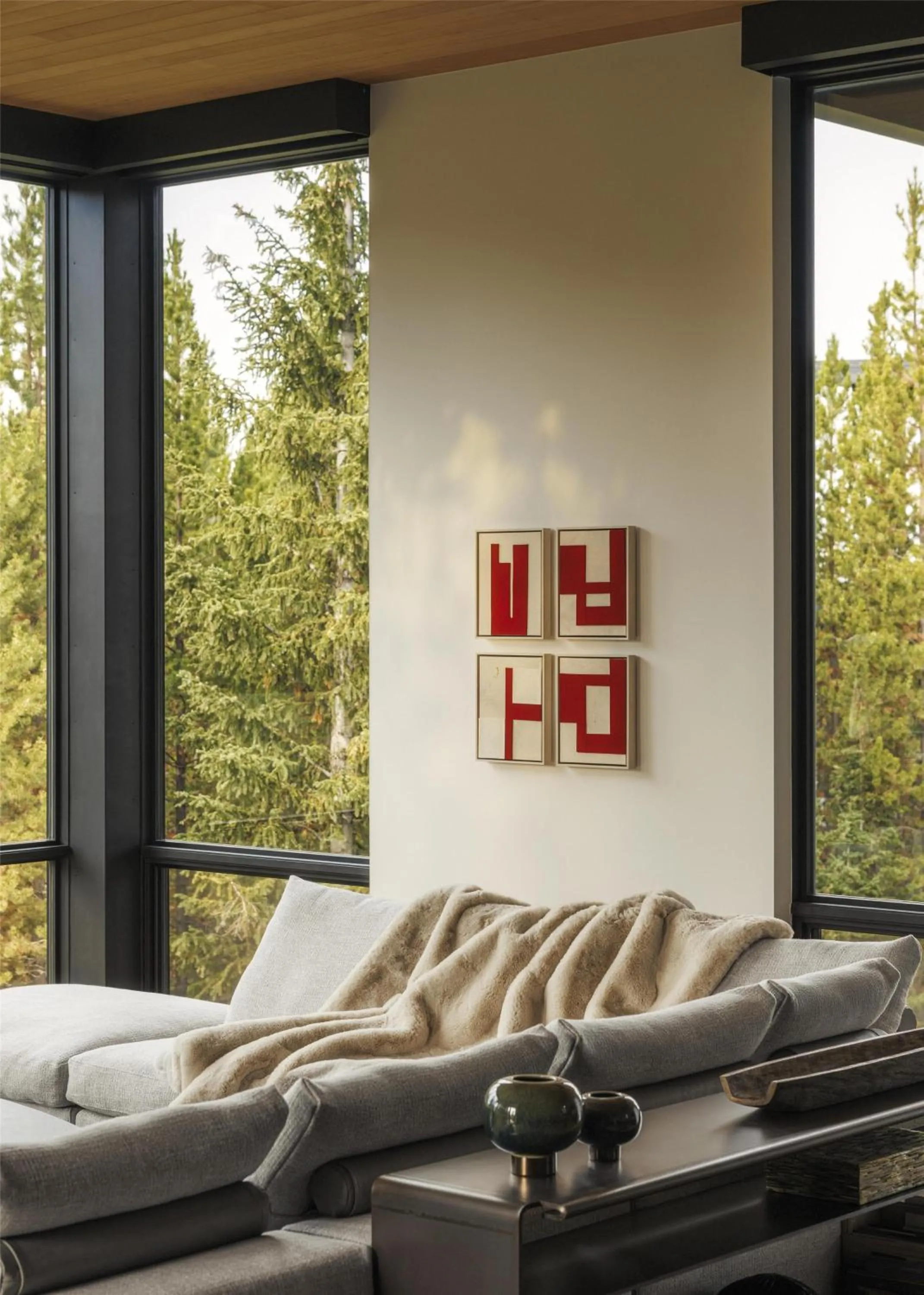 Photo of the whole room in One&Only Moonlight Basin