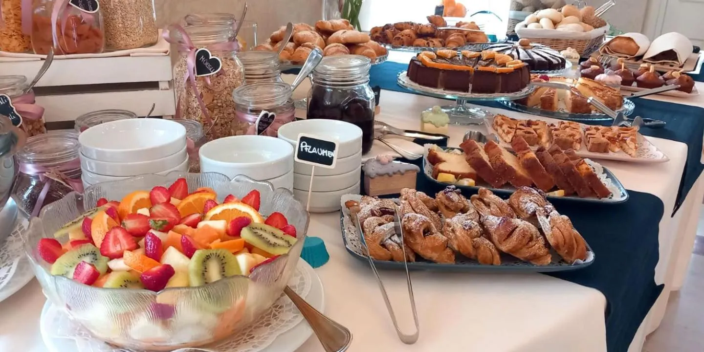 Breakfast in Hotel Villa Bernt