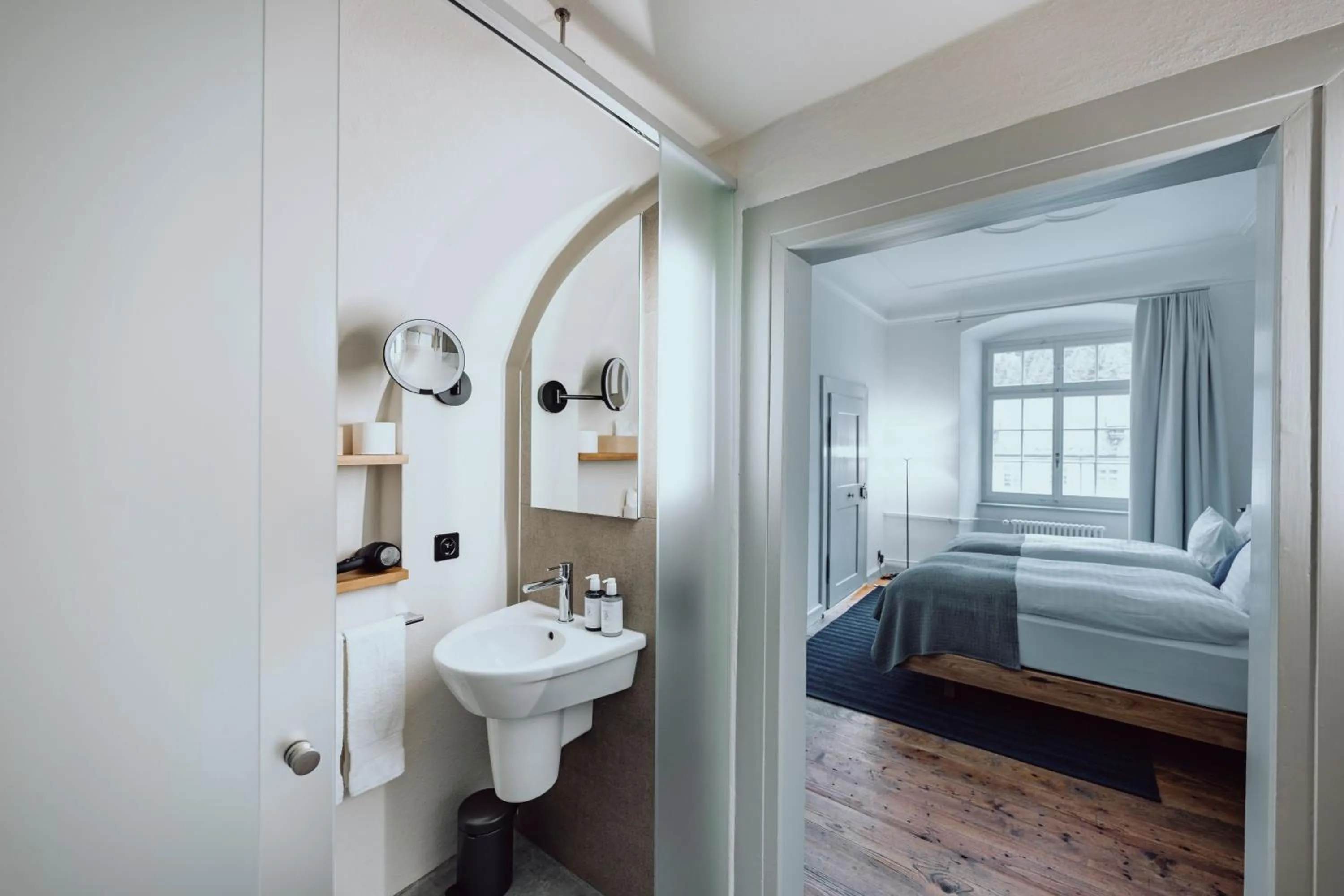 Toilet, Bed in Hotel Kloster Fischingen