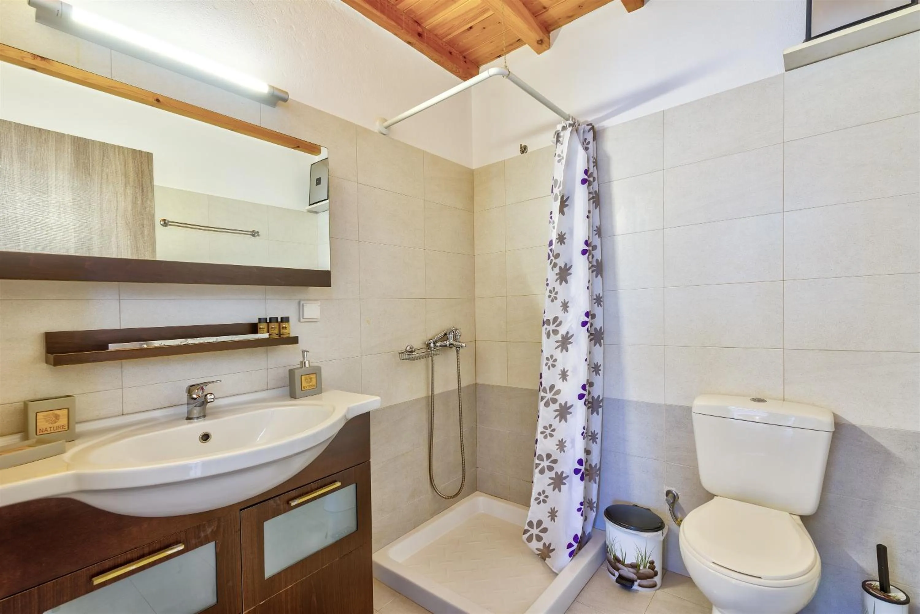 Toilet in Jewel Apartments Mykonos