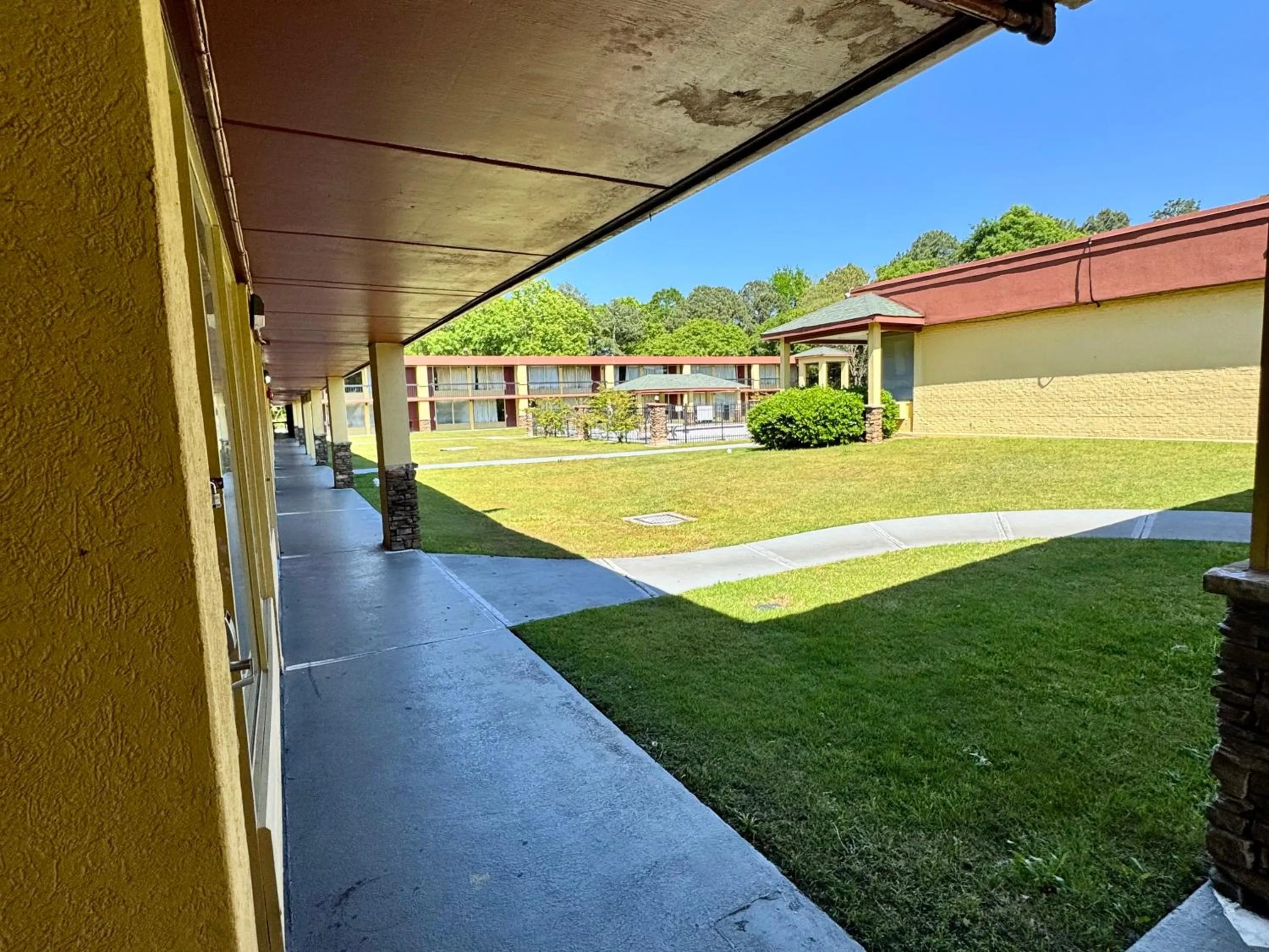 Area and facilities in OYO Hotel Phenix City