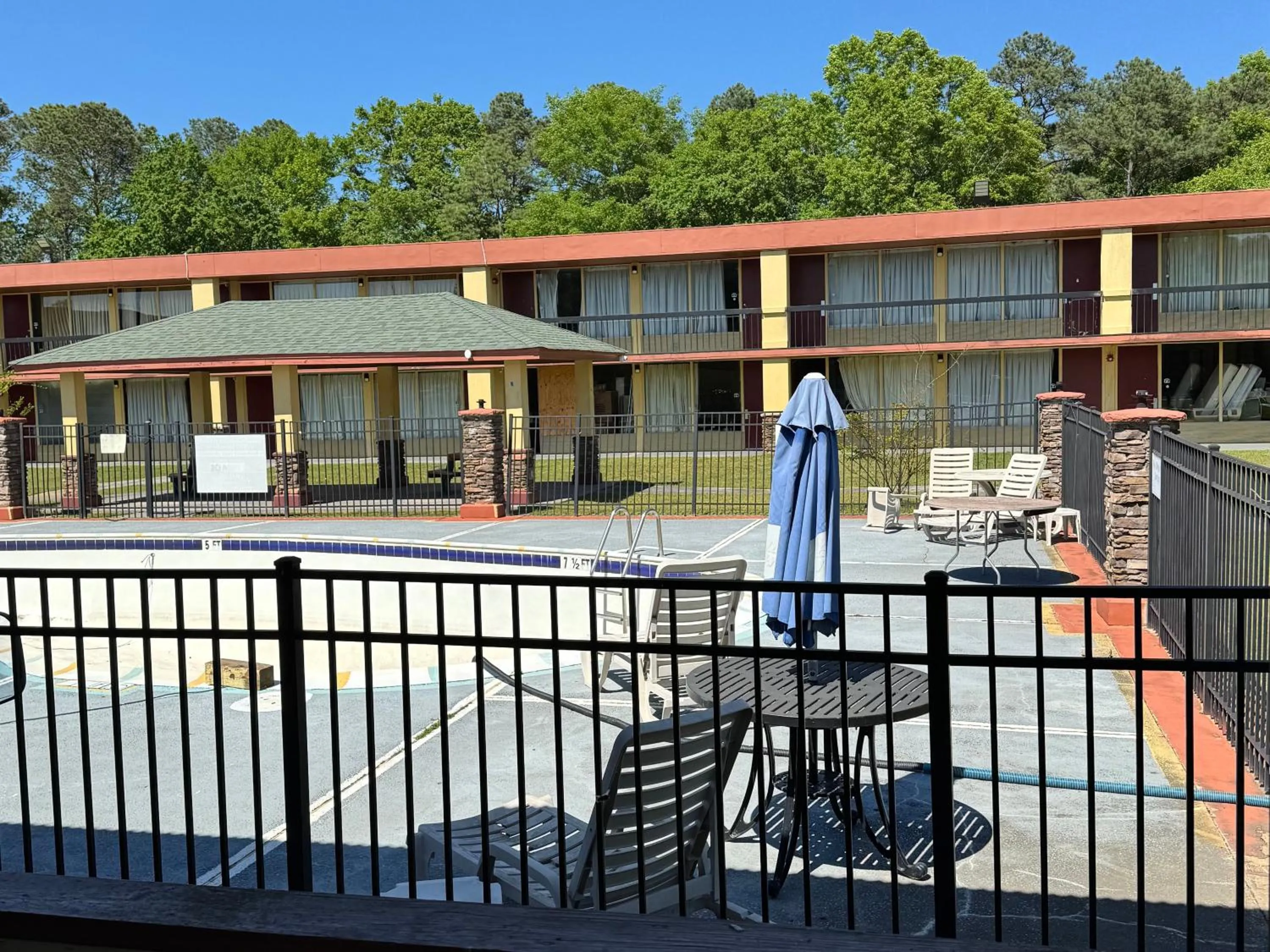 Area and facilities in OYO Hotel Phenix City