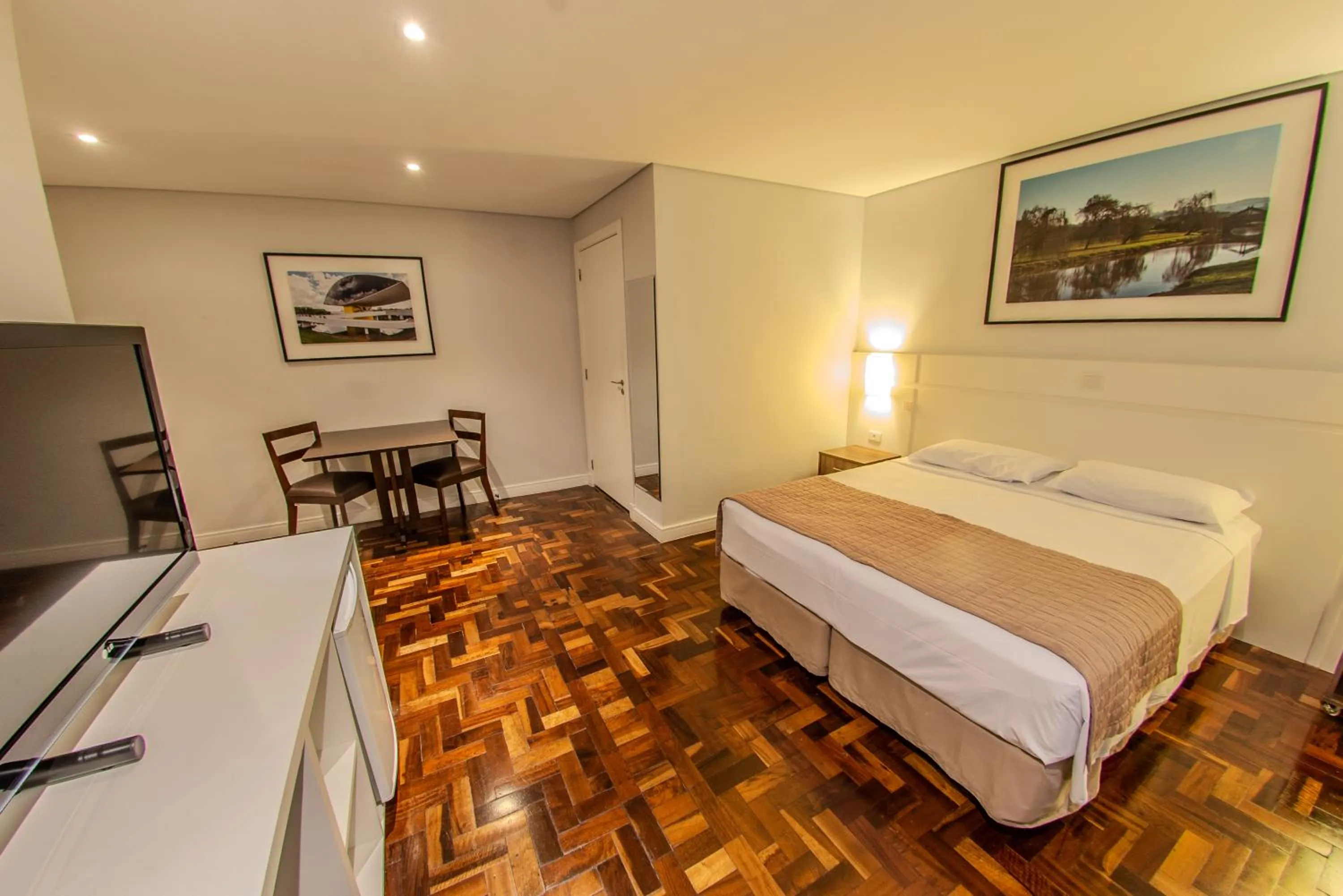 Photo of the whole room, Bed in Hotel Centro Europeu