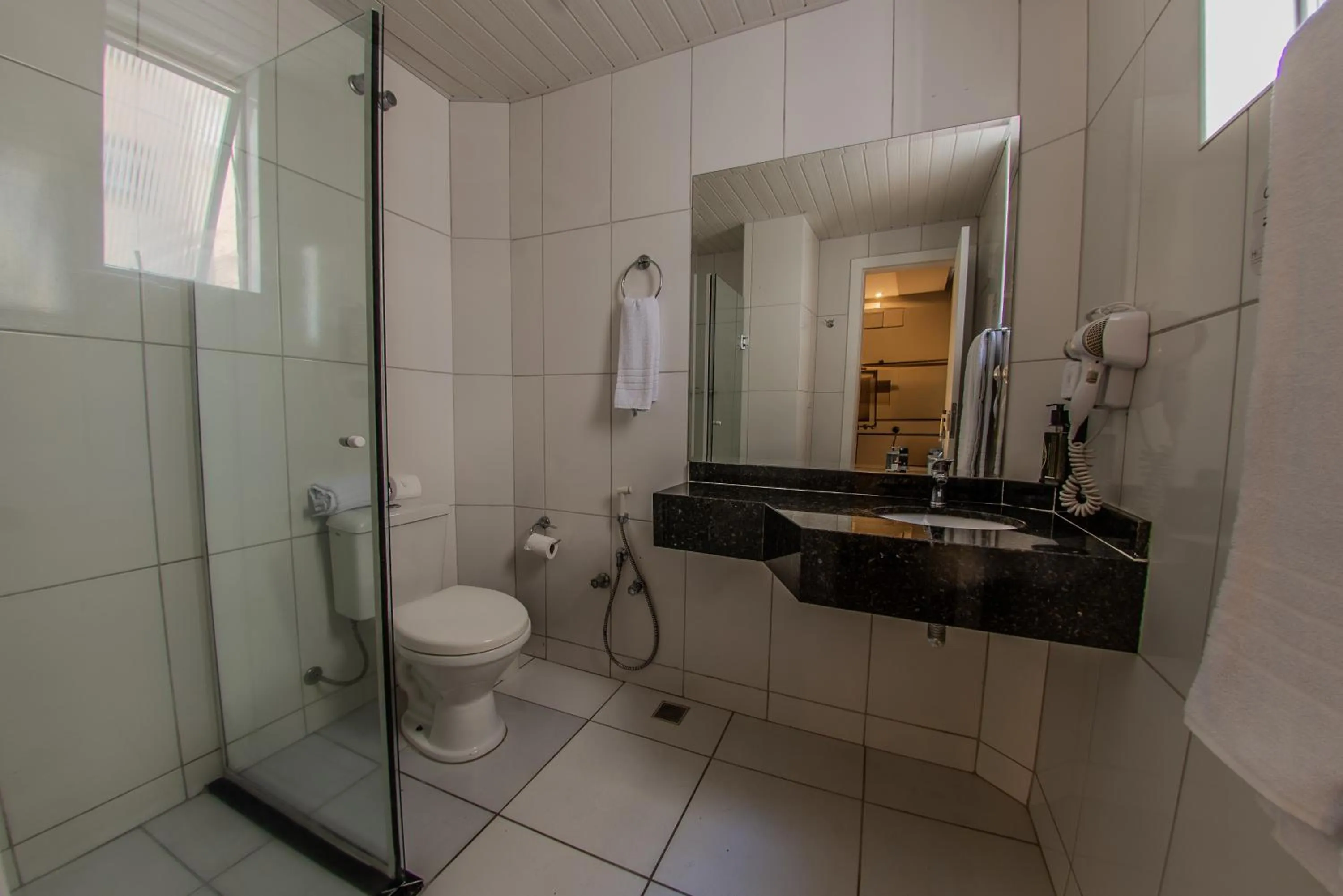 Bathroom in Hotel Centro Europeu