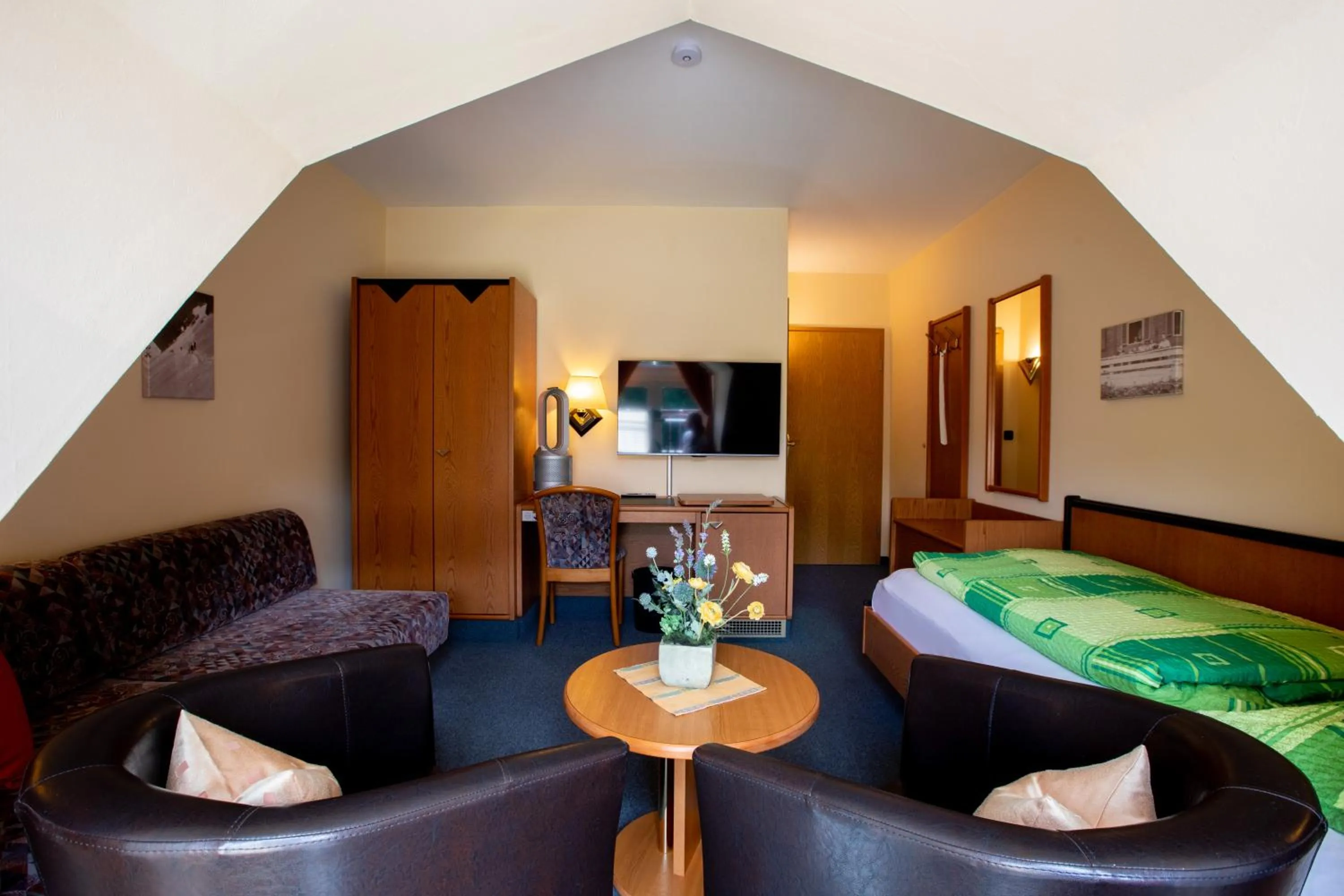 TV and multimedia in Hotel Brückenschänke