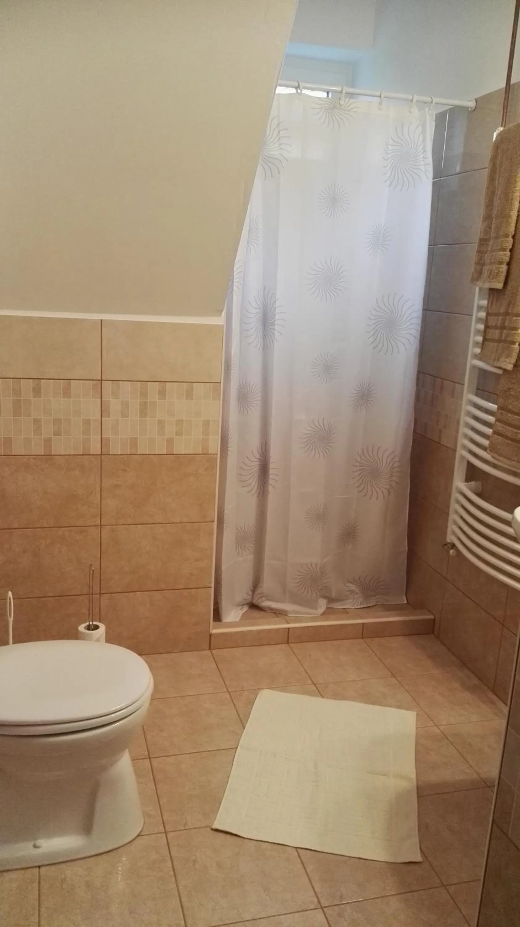 Bathroom in Ágnes Vendégház