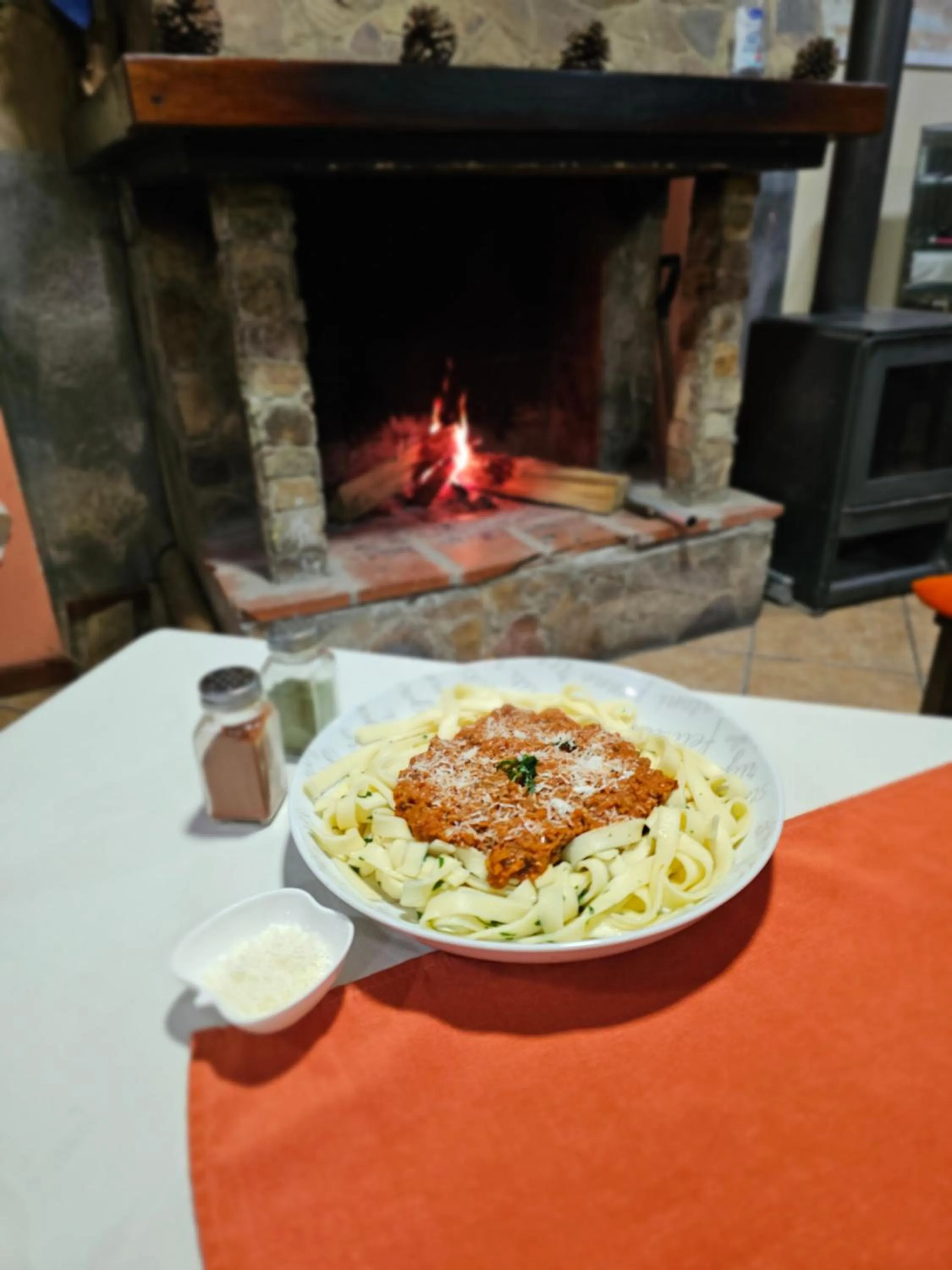 Restaurant/places to eat in Hotel Santa Cruz