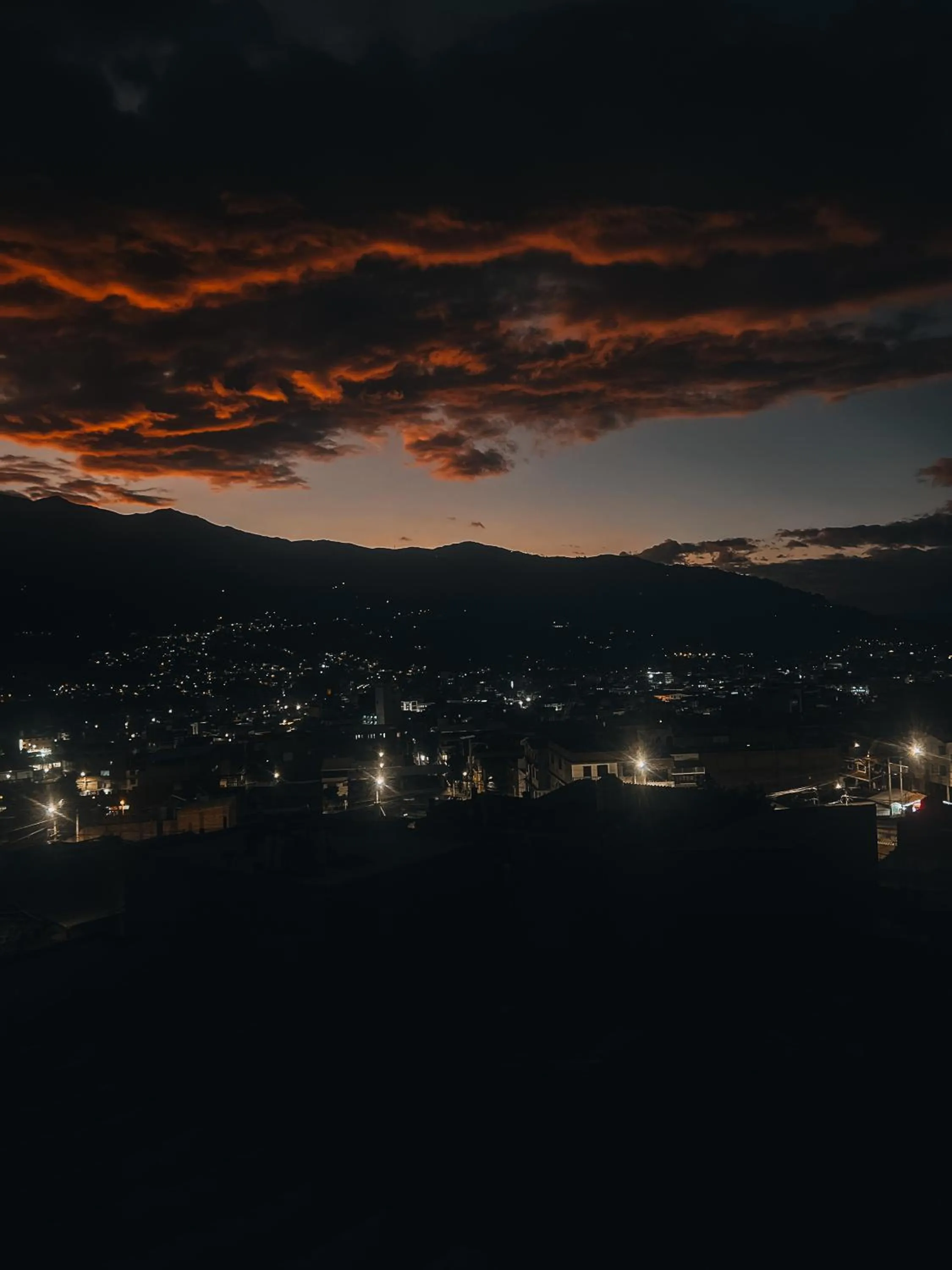 Night in Hotel Santa Cruz