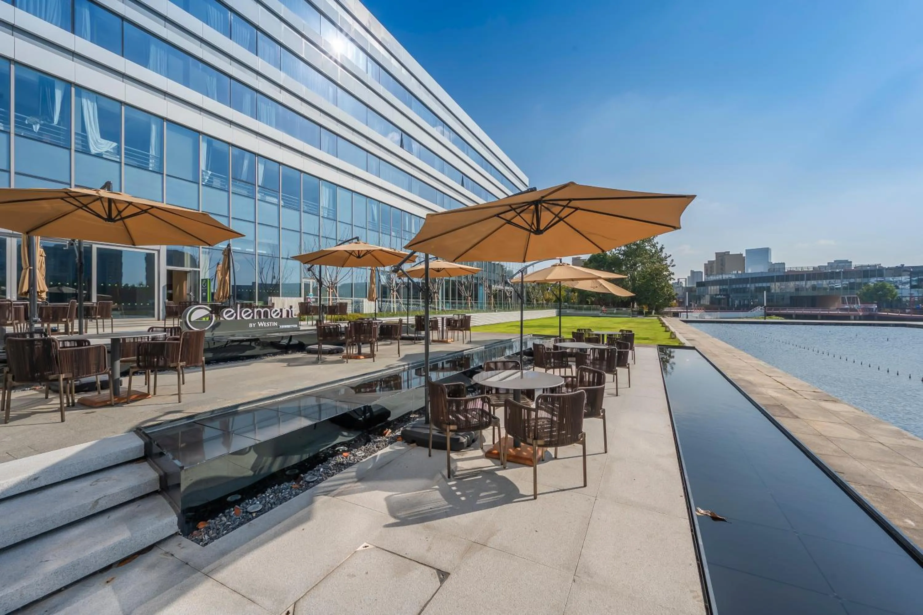 Restaurant/places to eat in Element Suzhou Science and Technology Town