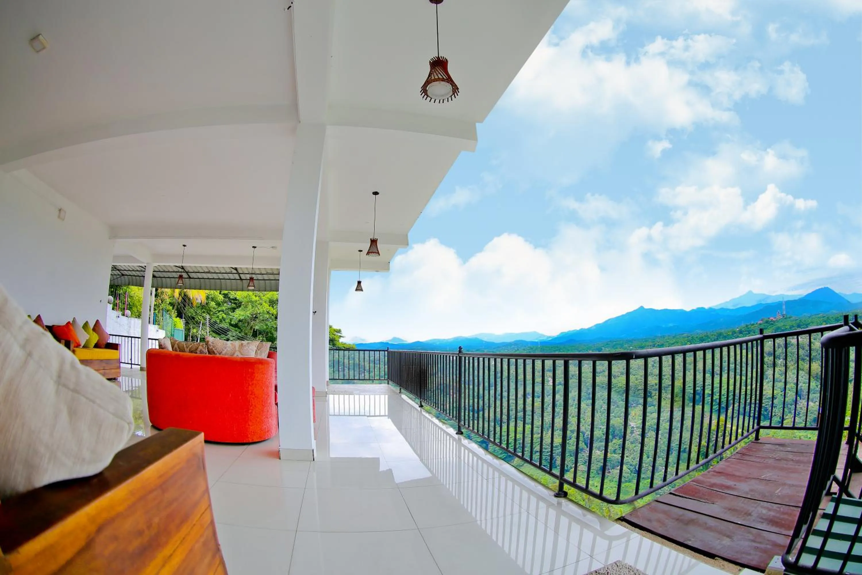 Romance Hills Hotel