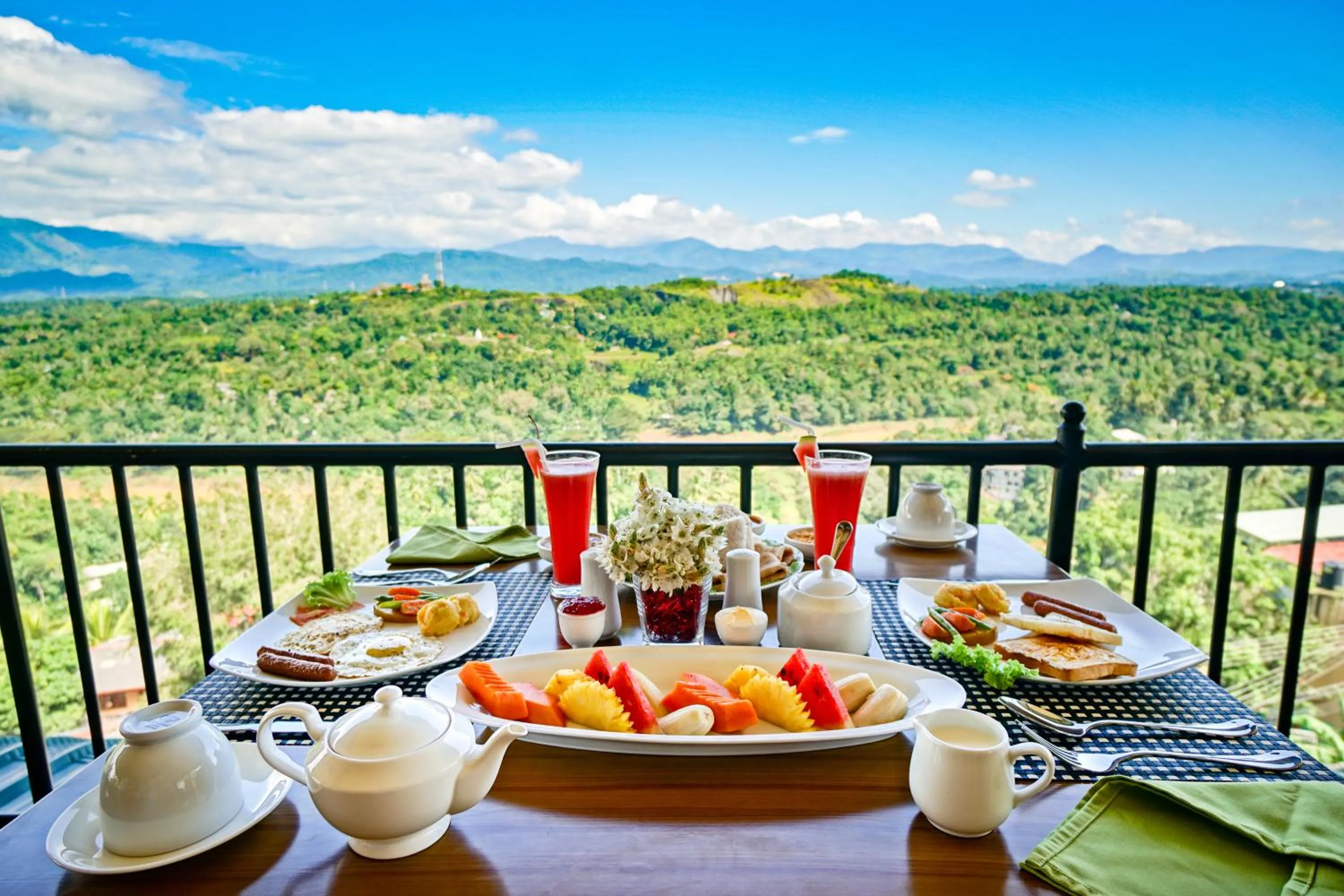Romance Hills Hotel