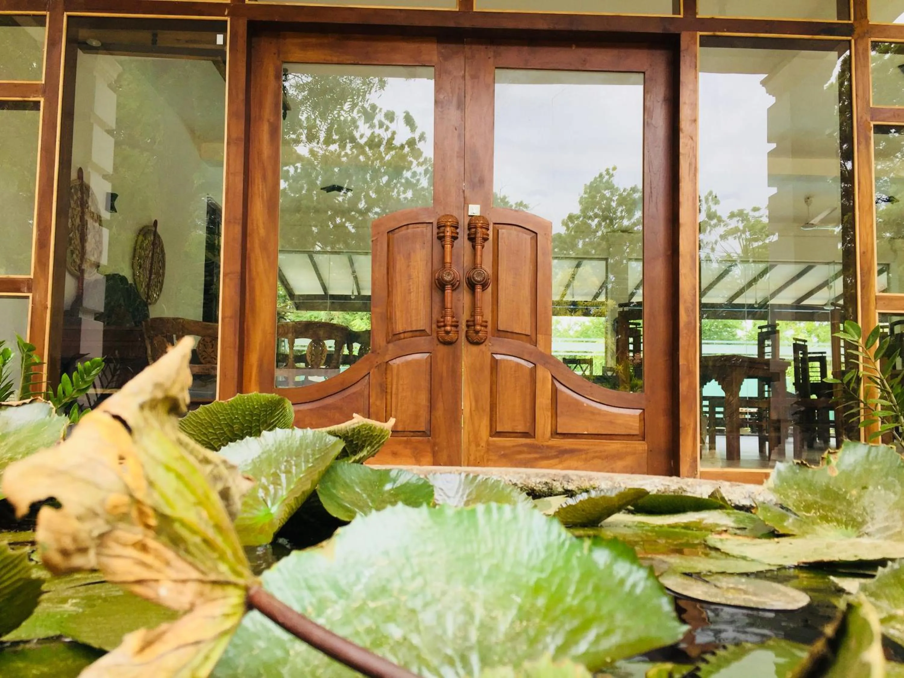 Facade/entrance in Saman Resort Yala