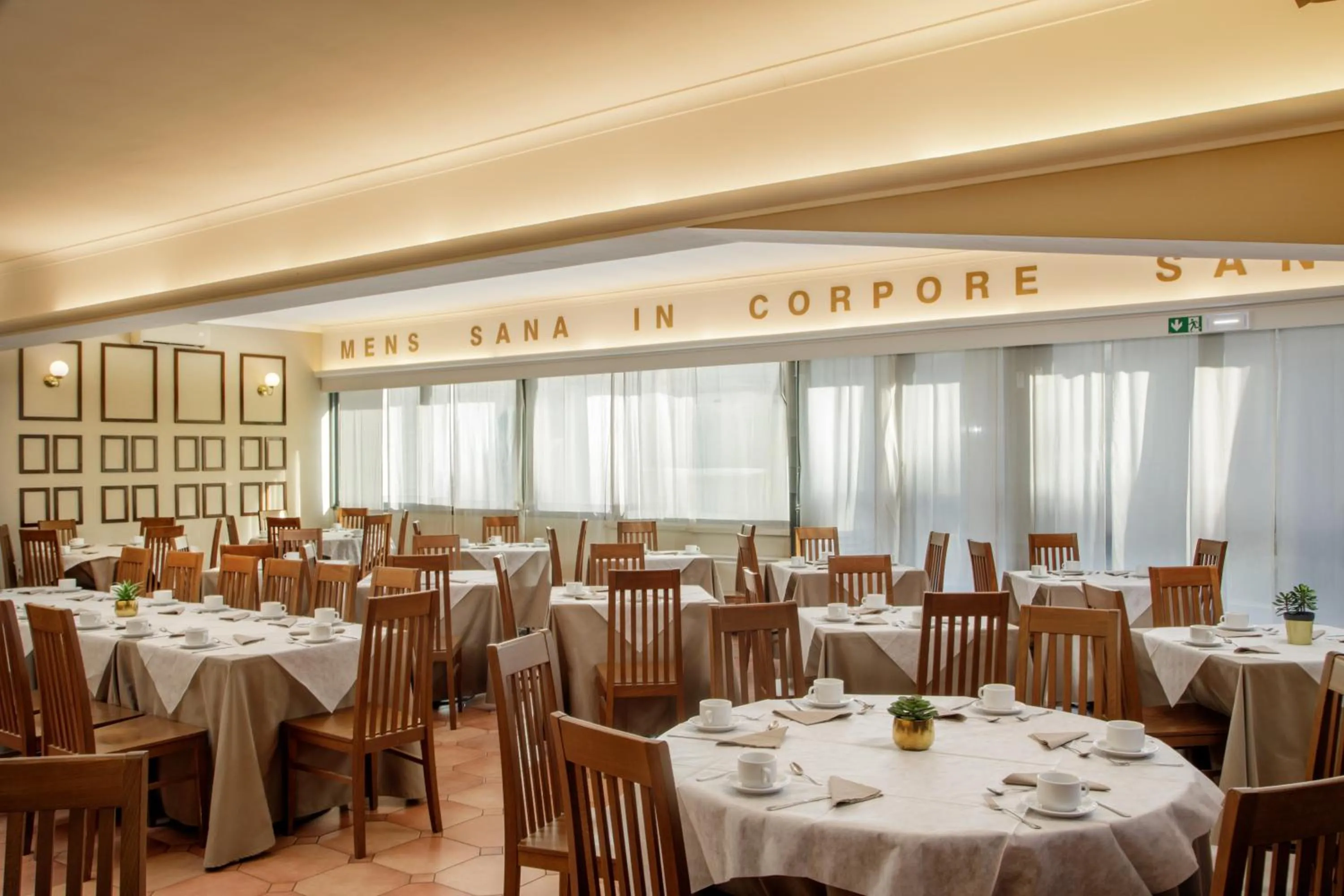 Restaurant/places to eat in Hotel Marc'Aurelio