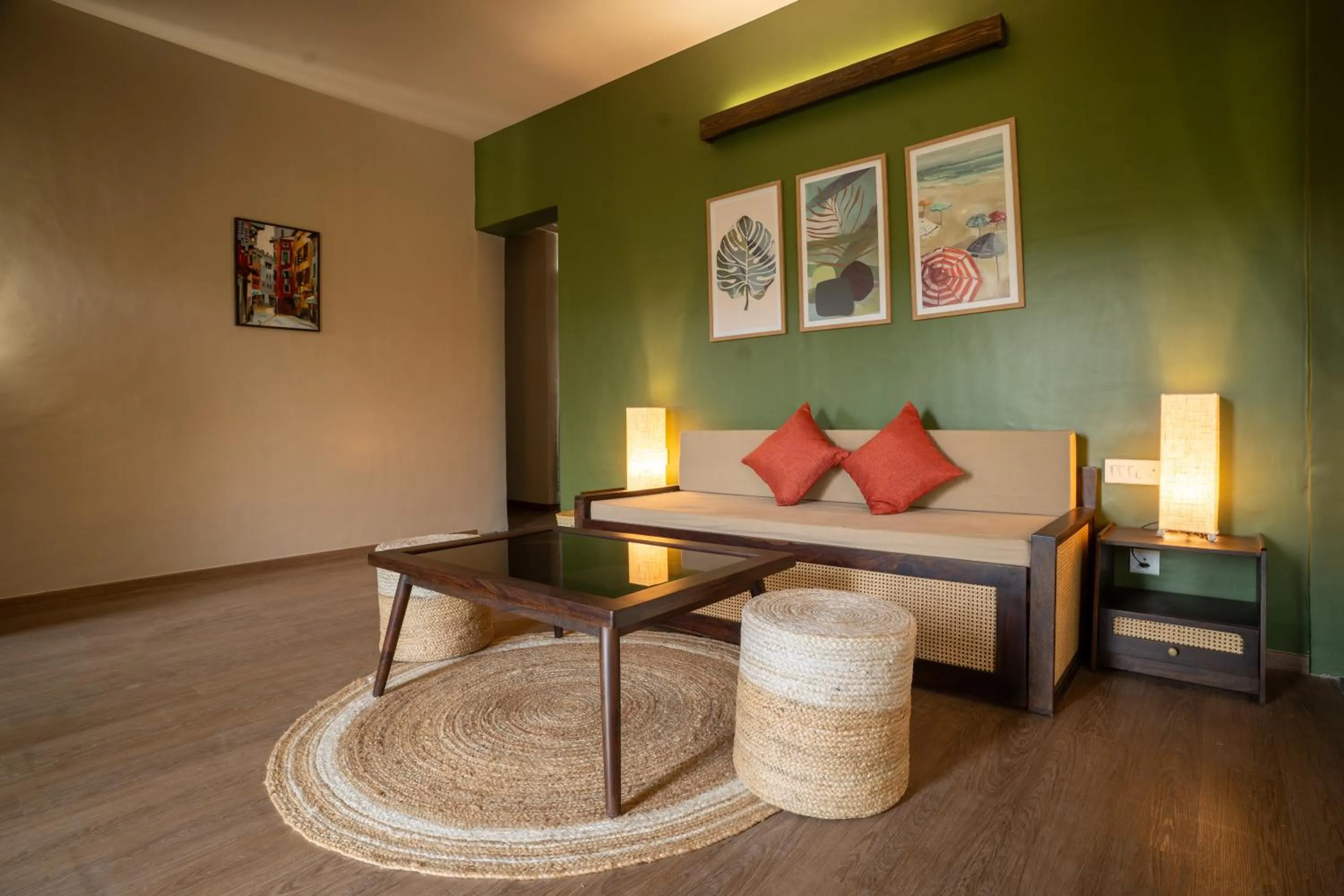 Seating area, Bed in Kssemya