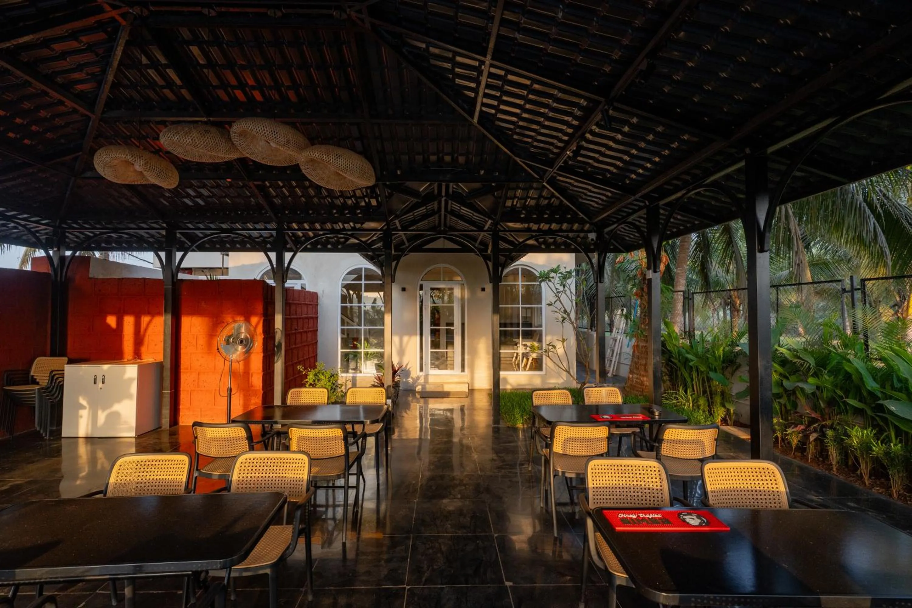 Restaurant/places to eat in Kssemya