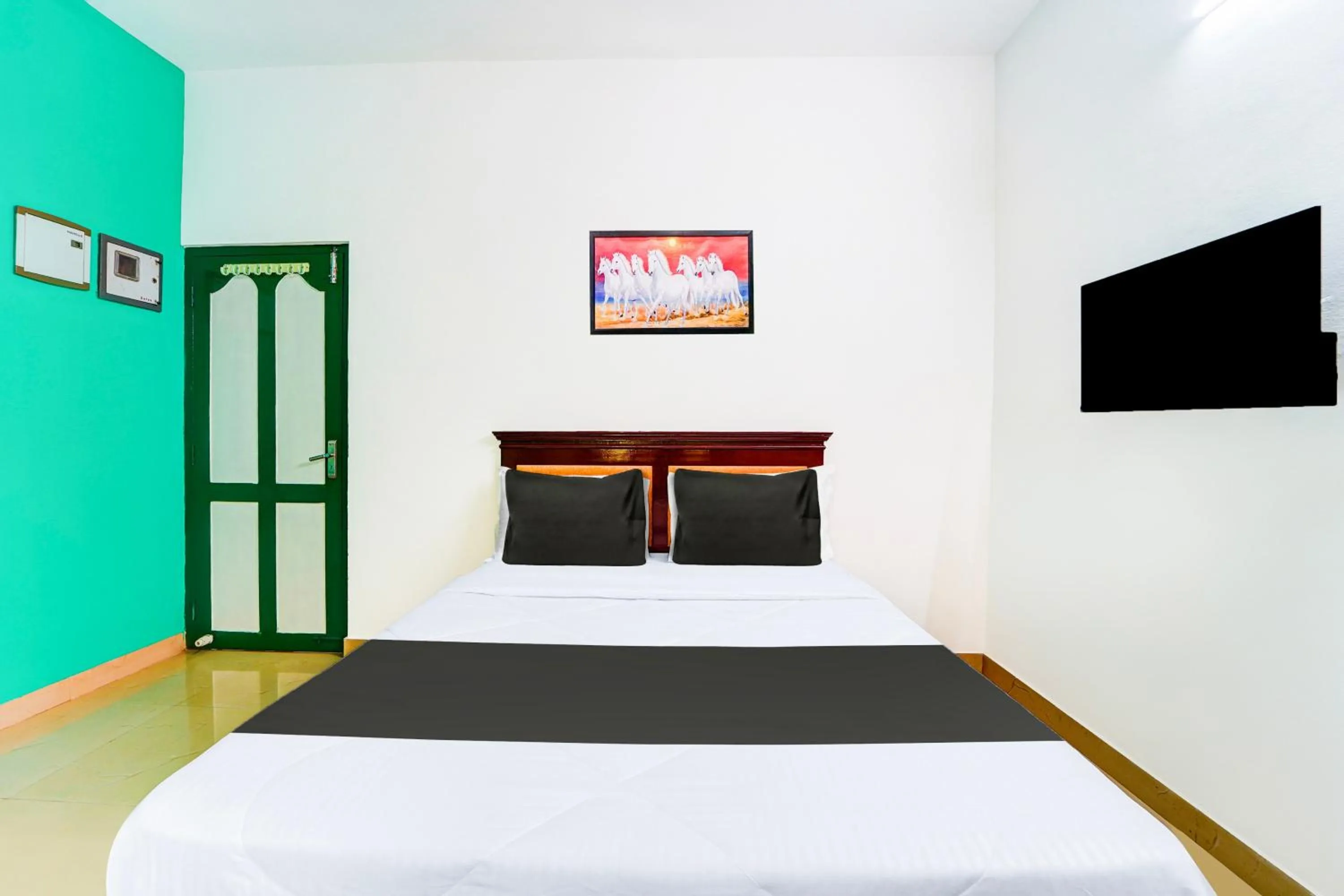 Bedroom, Bed in Hotel O Vennala Near Palarivattom