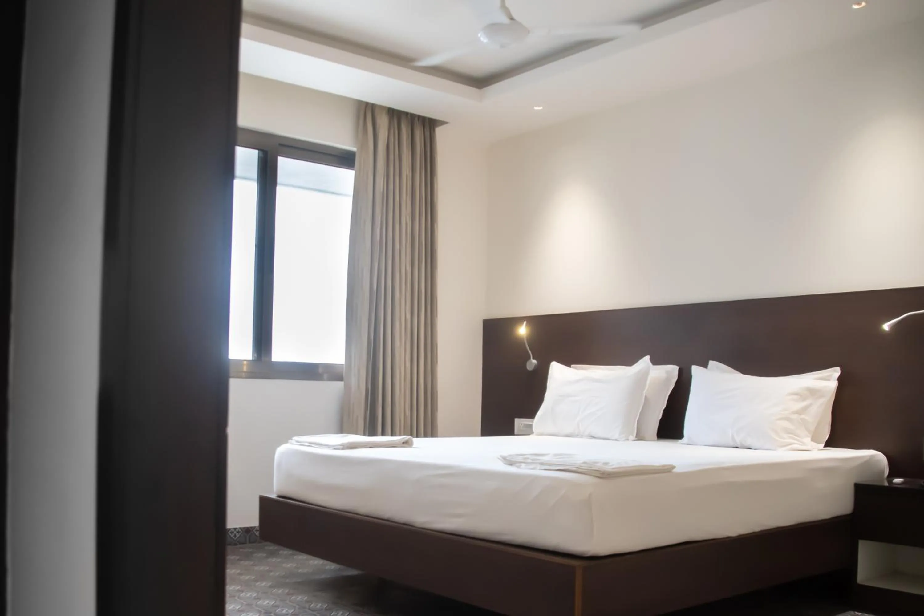 Standard Queen Room in SV Grand