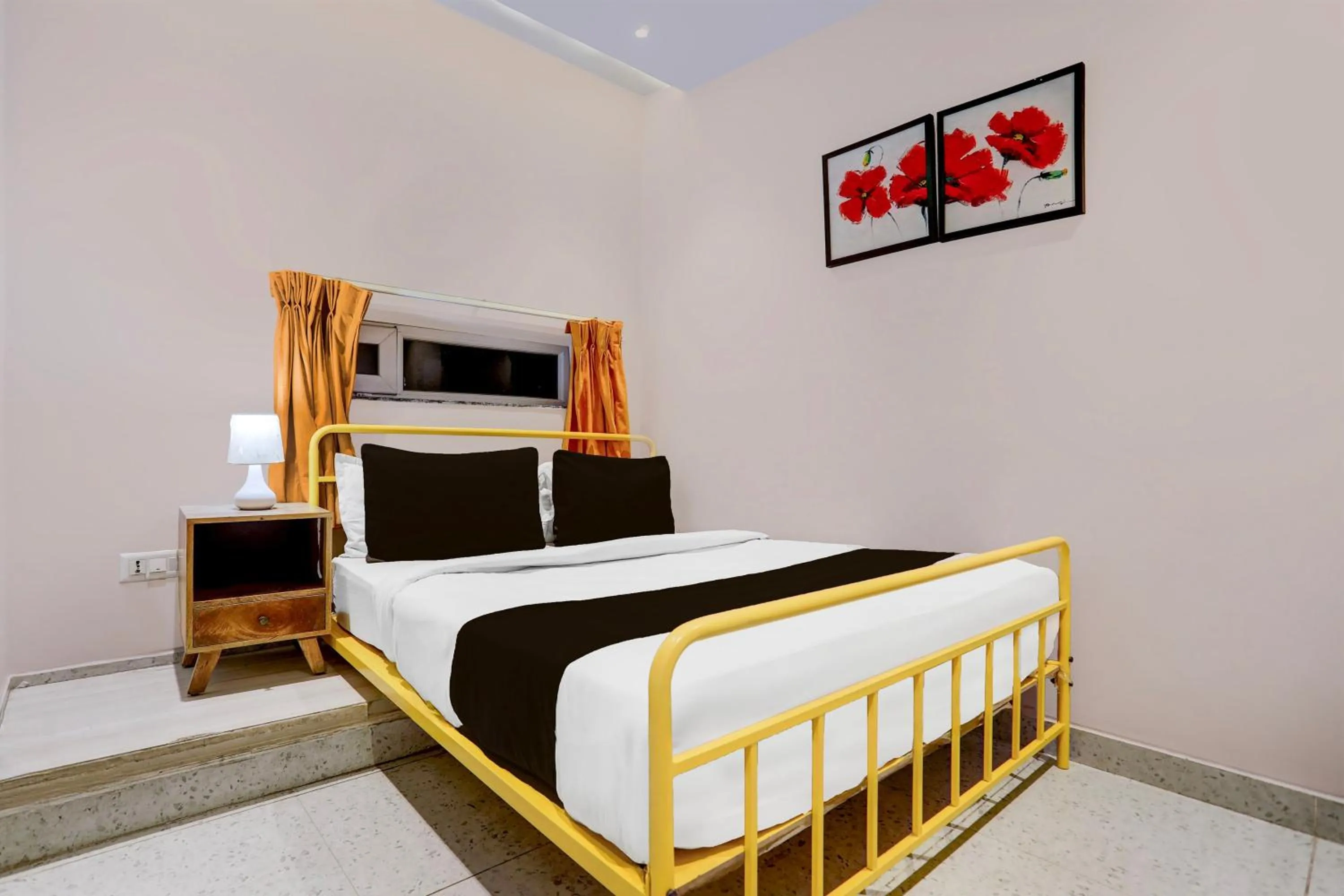 Bedroom, Bed in Super Townhouse Vaishali Nagar Jaipur Formerly Pentagon Boutique Hotel