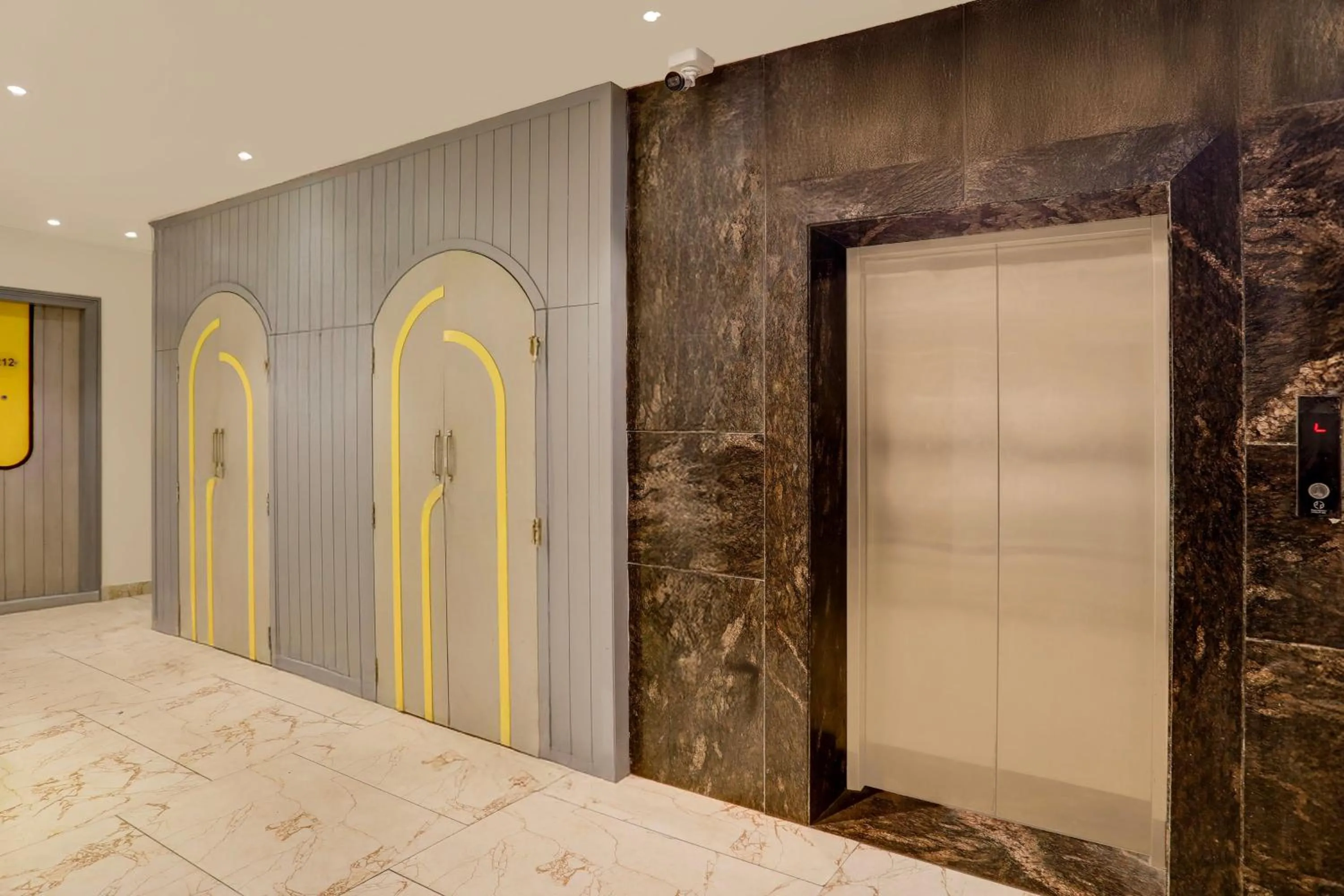 Lobby or reception in Super Townhouse Vaishali Nagar Jaipur Formerly Pentagon Boutique Hotel