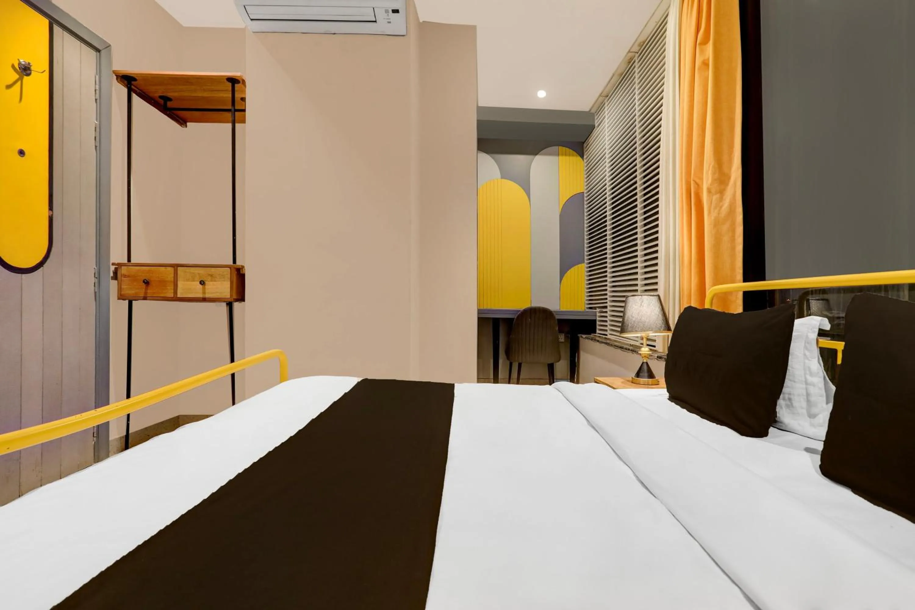 Bedroom, Bed in Super Townhouse Vaishali Nagar Jaipur Formerly Pentagon Boutique Hotel