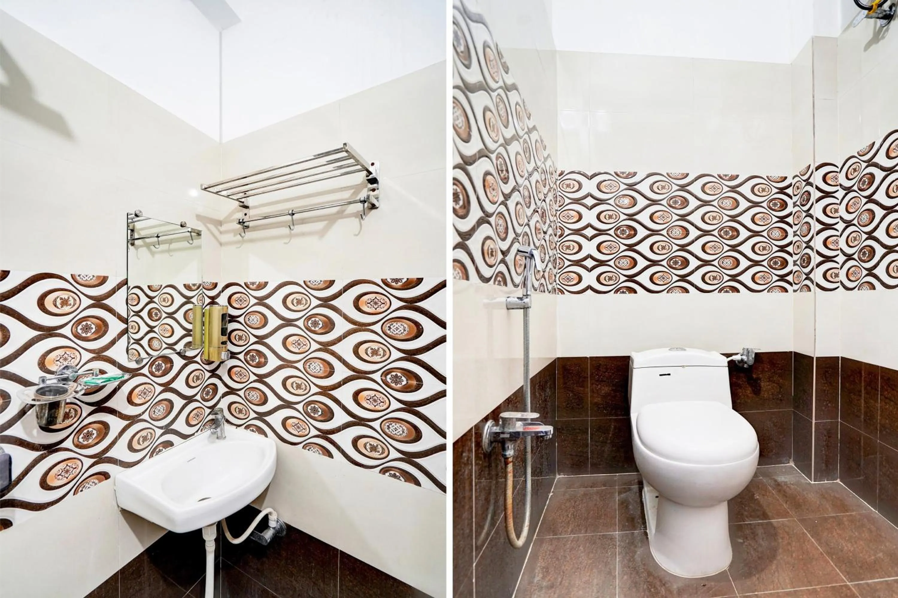 Bathroom in Super Hotel O BLW Kakarmatta Near Banaras Junction