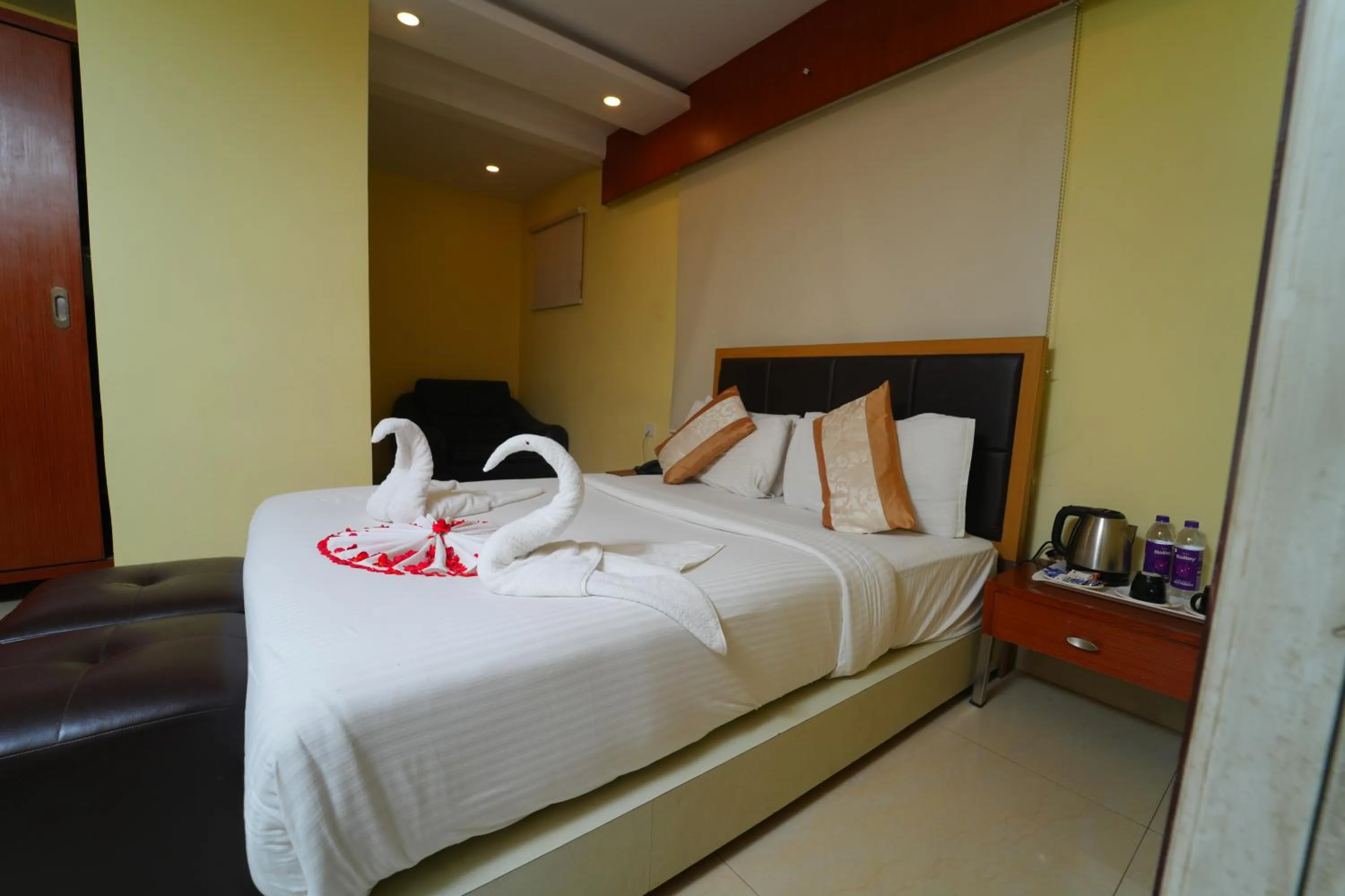 Bed in Hotel Diamonds Pearl