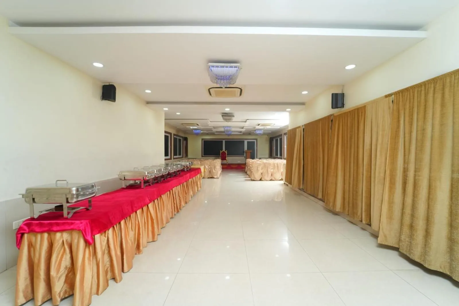 Hotel Diamonds Pearl