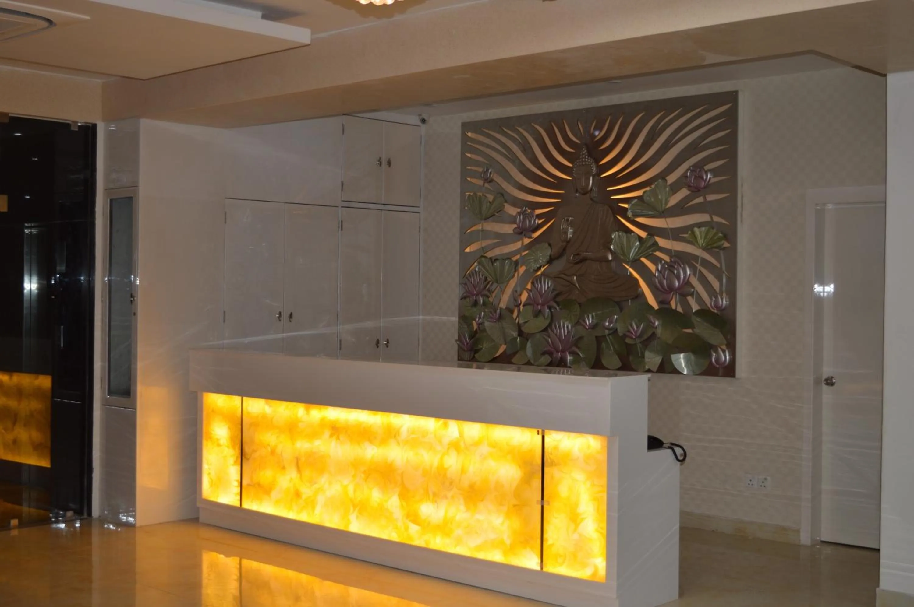 Lobby or reception in Hotel Diamonds Pearl