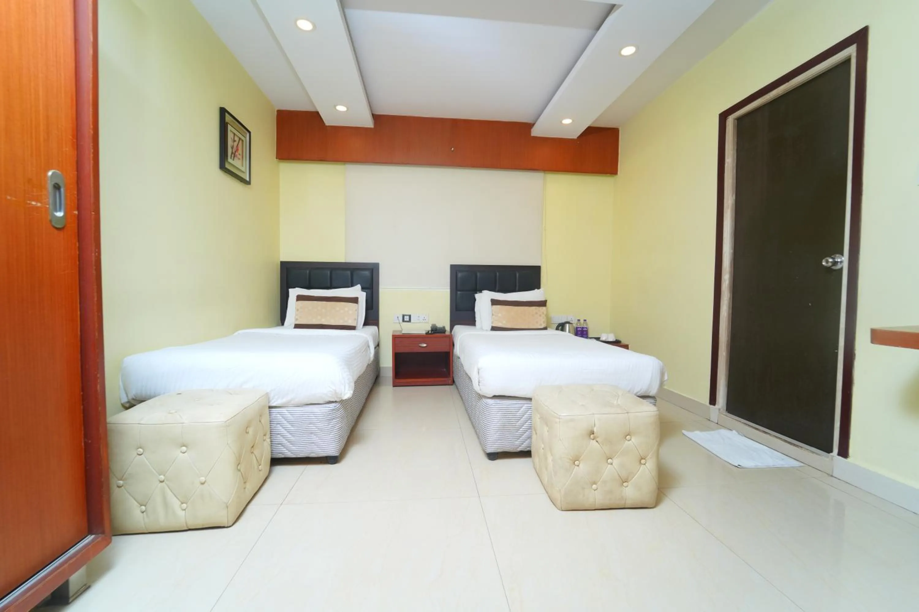 Bed in Hotel Diamonds Pearl