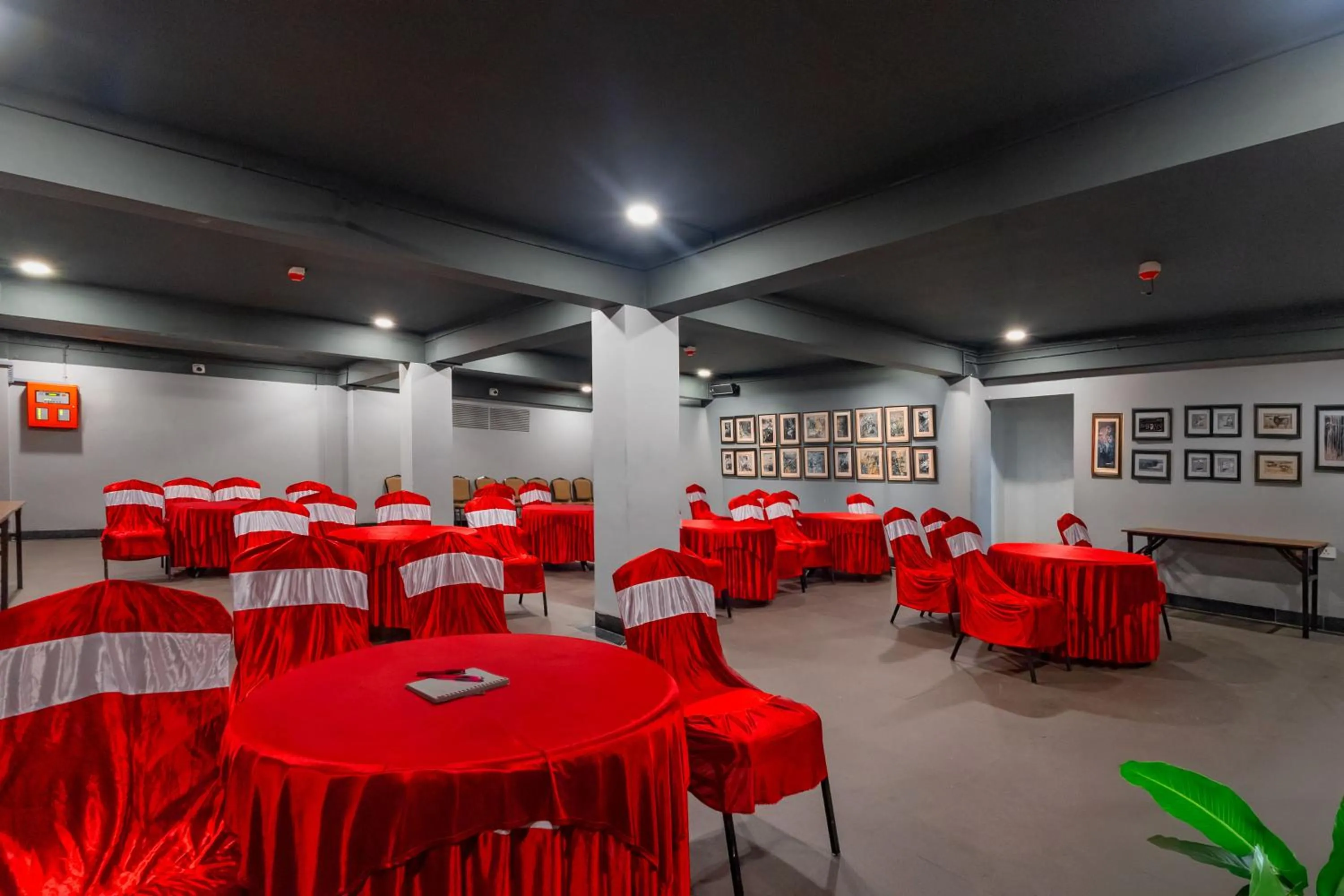 Banquet/Function facilities in Sumitel JB Park