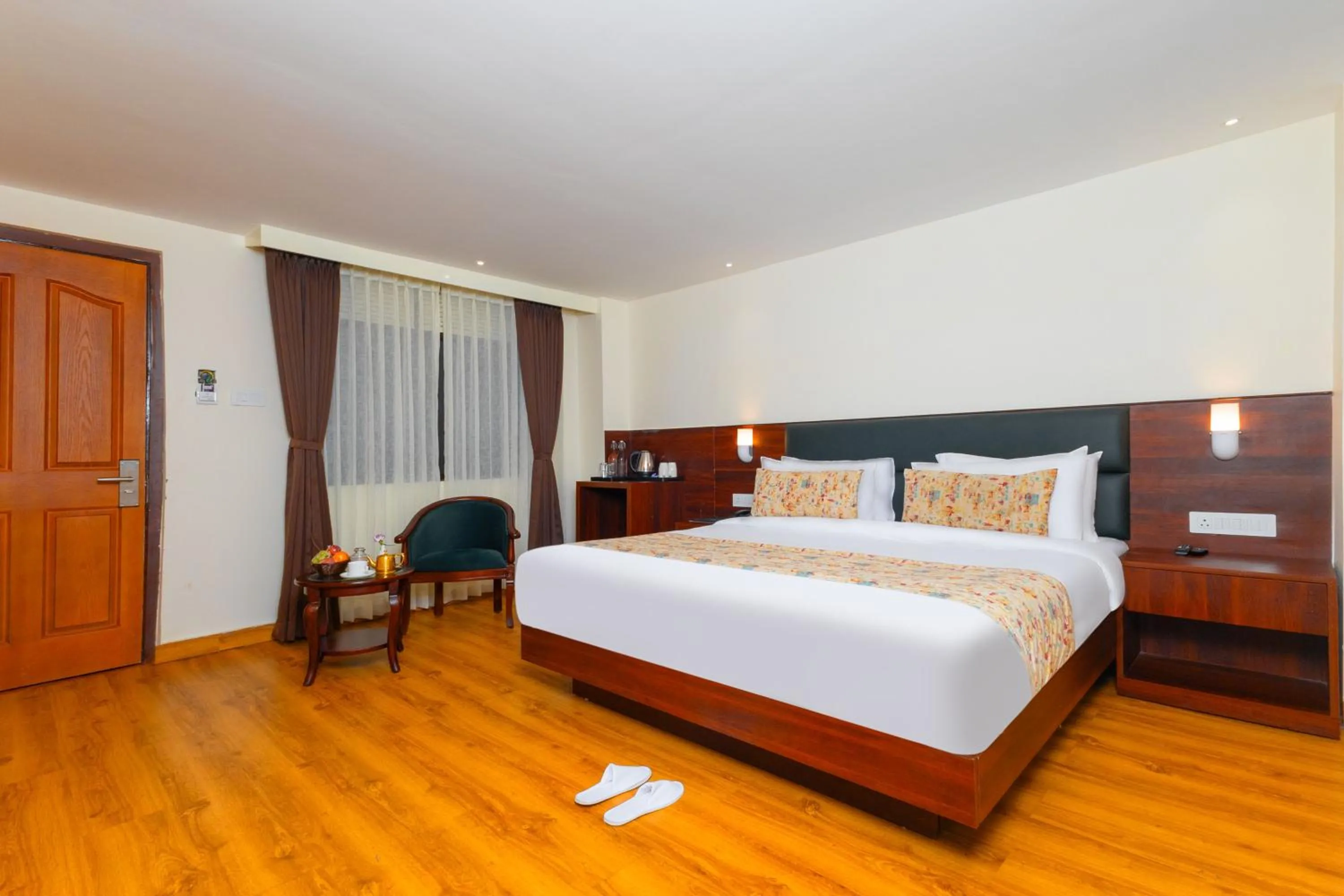 Bedroom, Bed in Sumitel JB Park