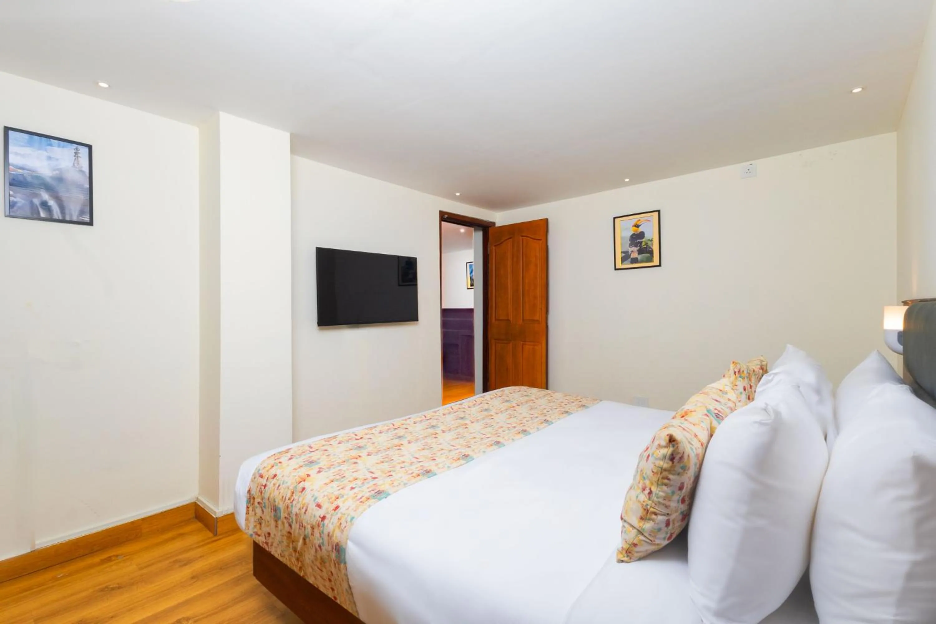 Bedroom, Bed in Sumitel JB Park