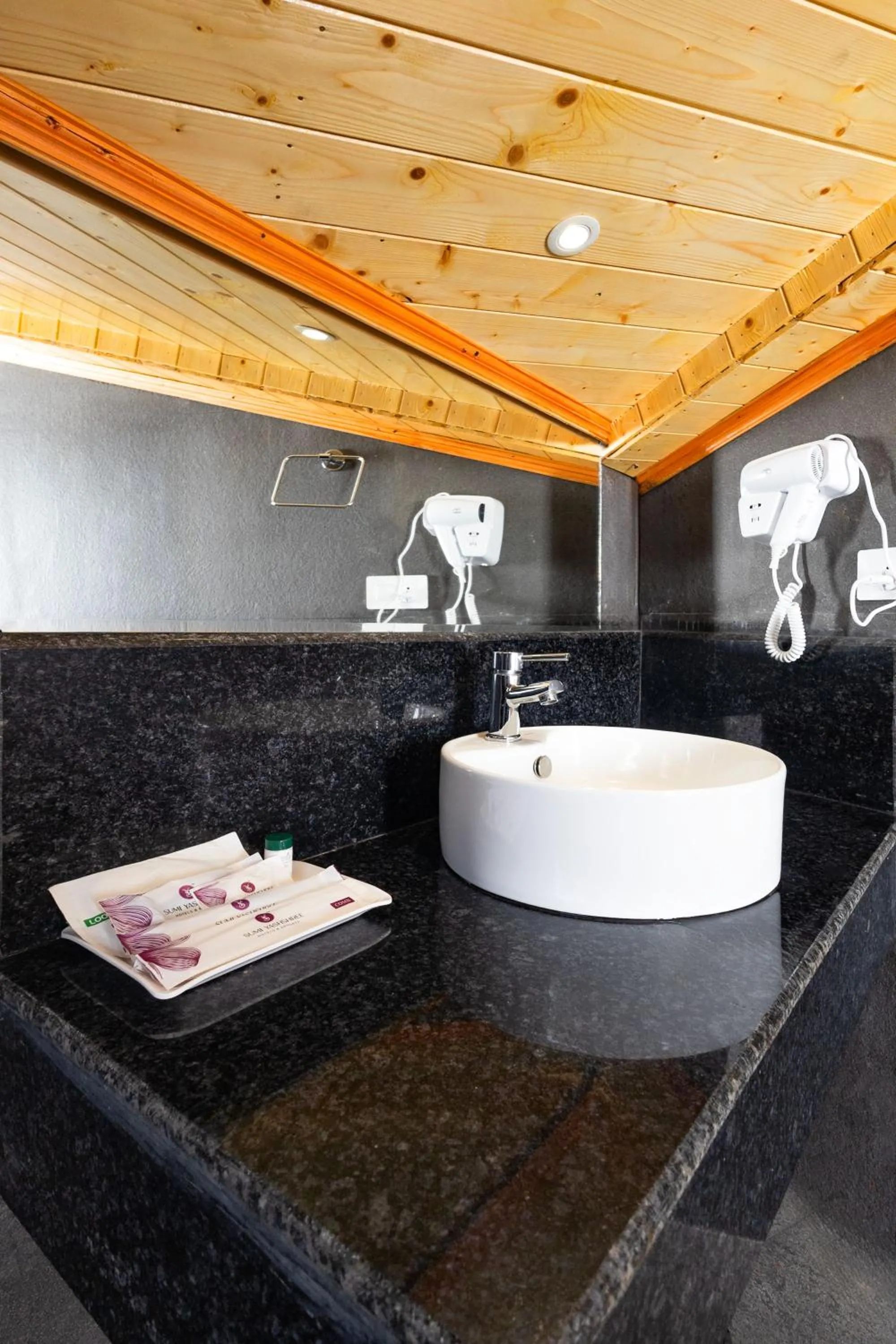 Bathroom in Sumitel JB Park
