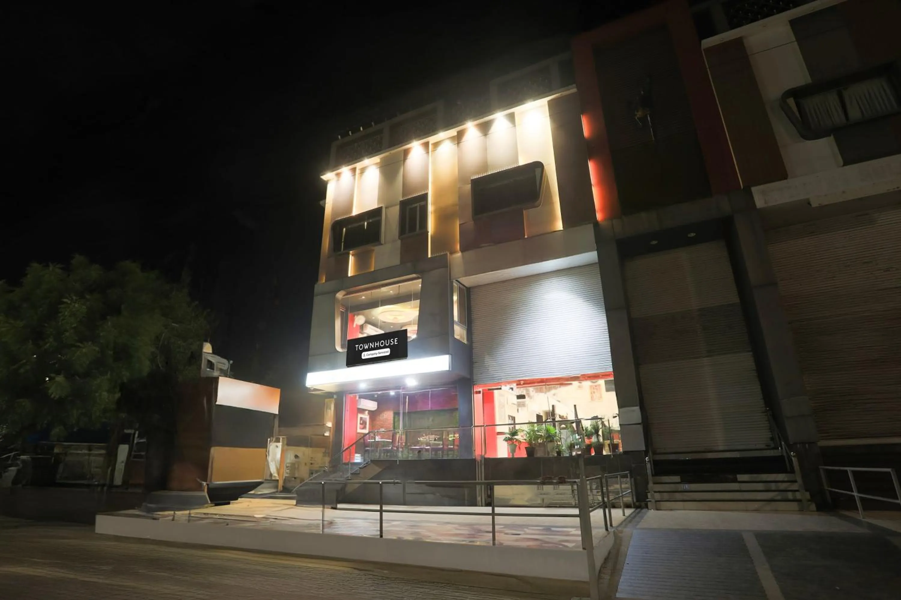 Facade/entrance in Townhouse Kota Airport Formerly Hotel Shaily Royal