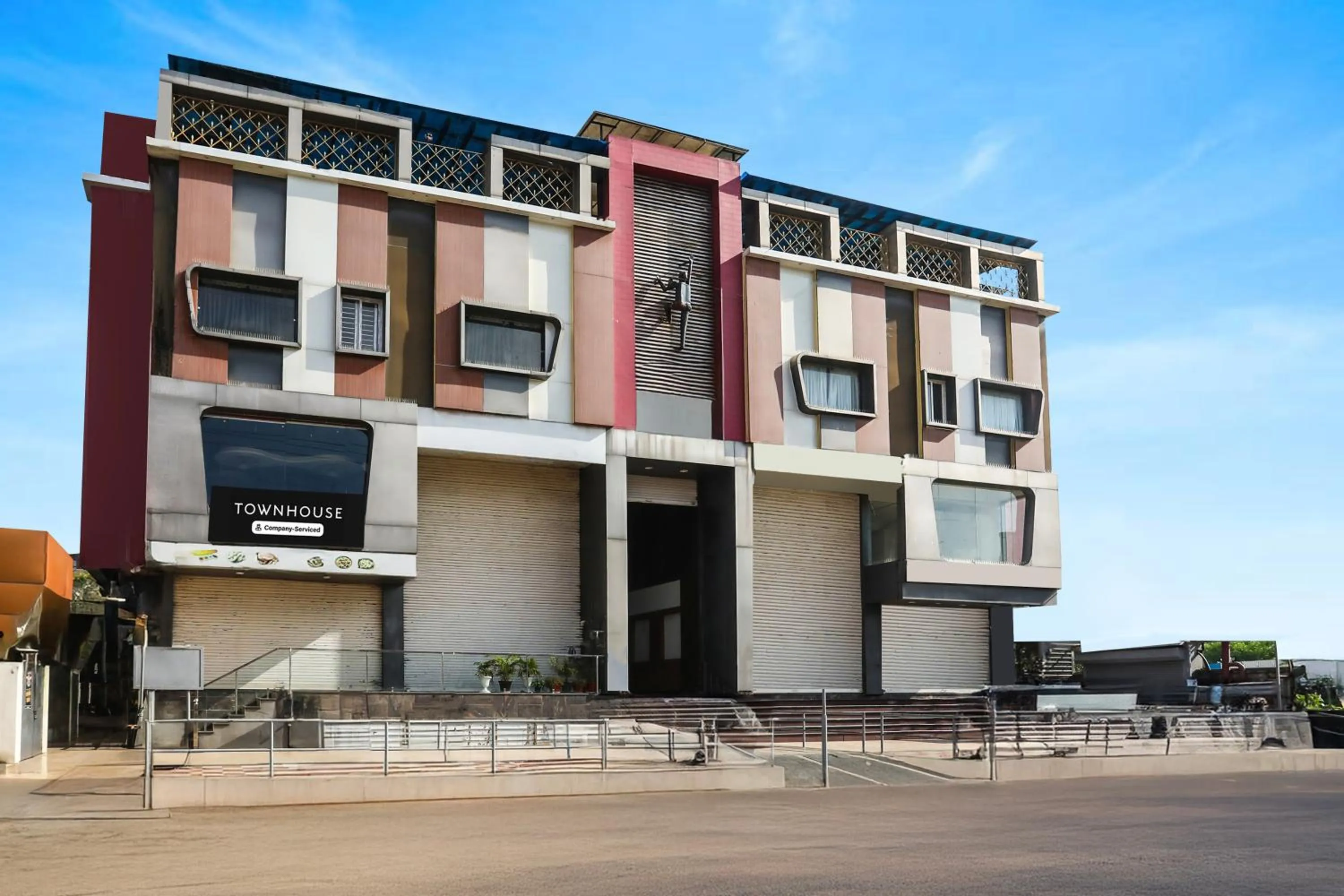 Townhouse Kota Airport Formerly Hotel Shaily Royal