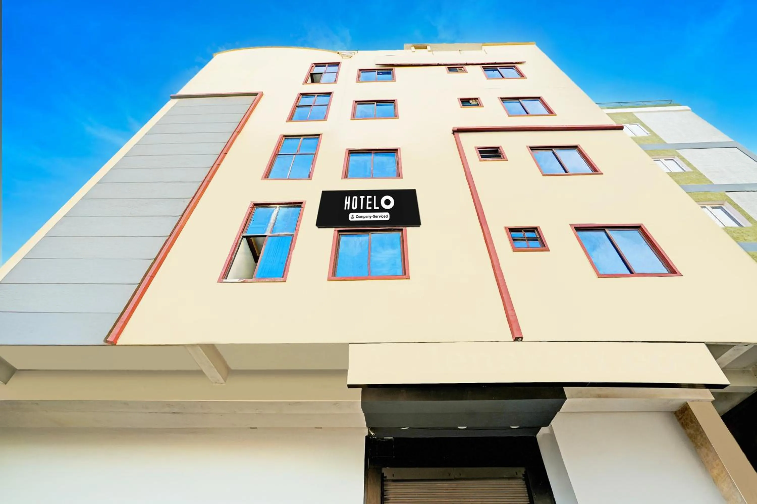Facade/entrance in Super Hotel O Anantapur