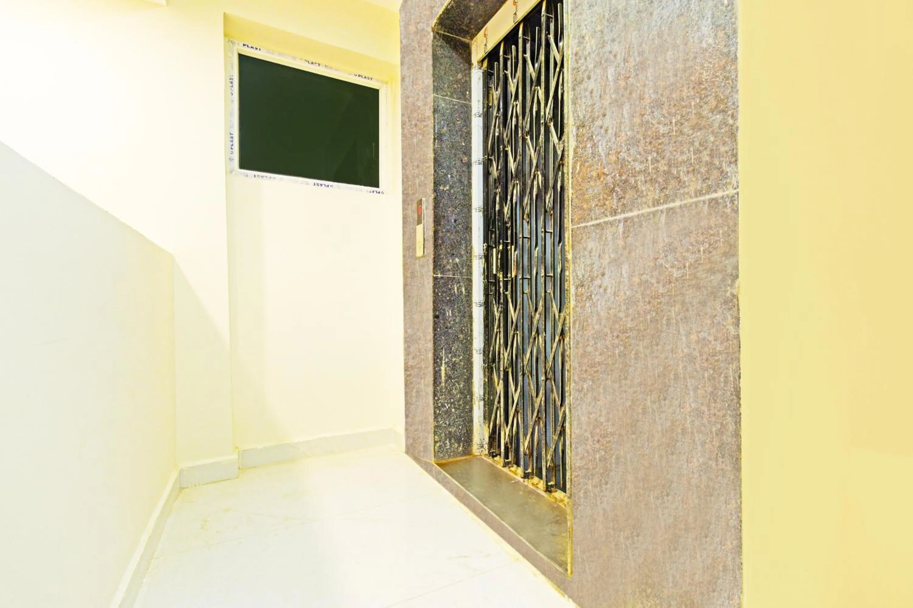 Lobby or reception in Super Collection O Sanath Nagar Near Railway Station