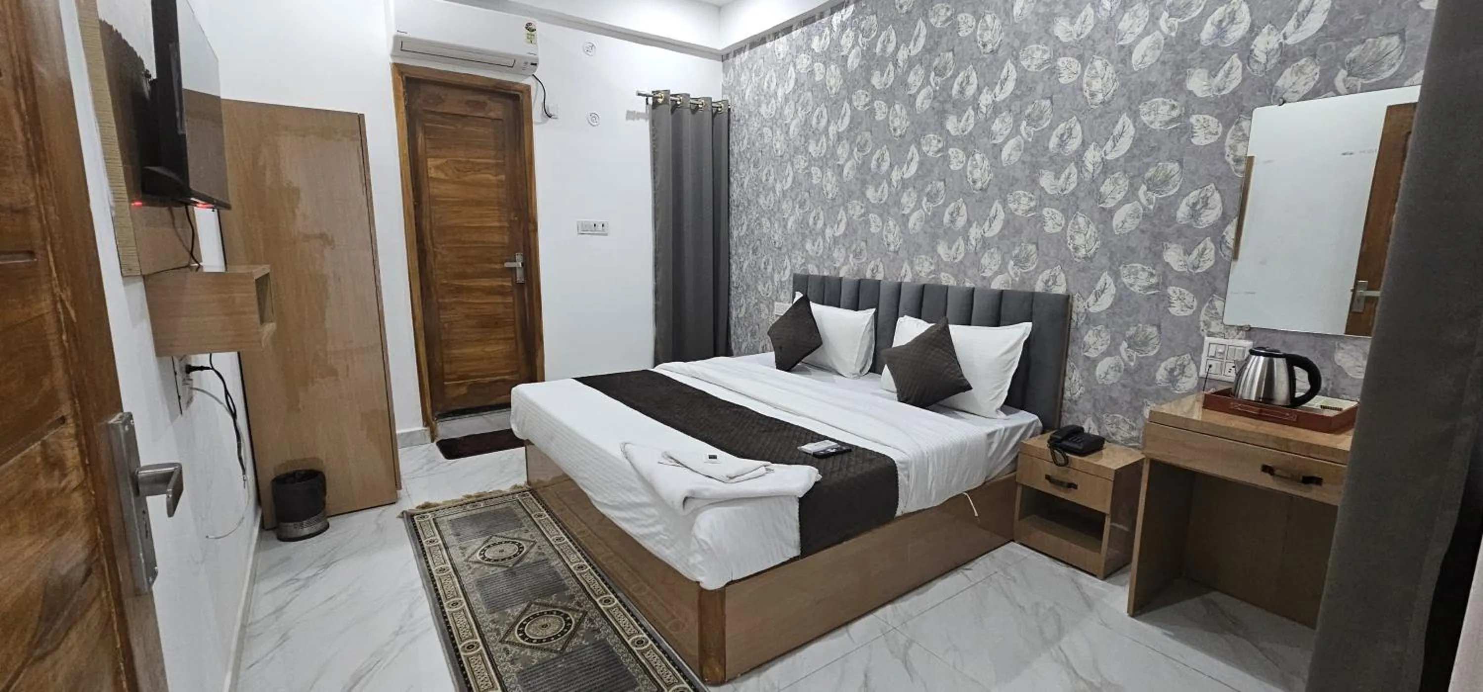 Hotel Legacy