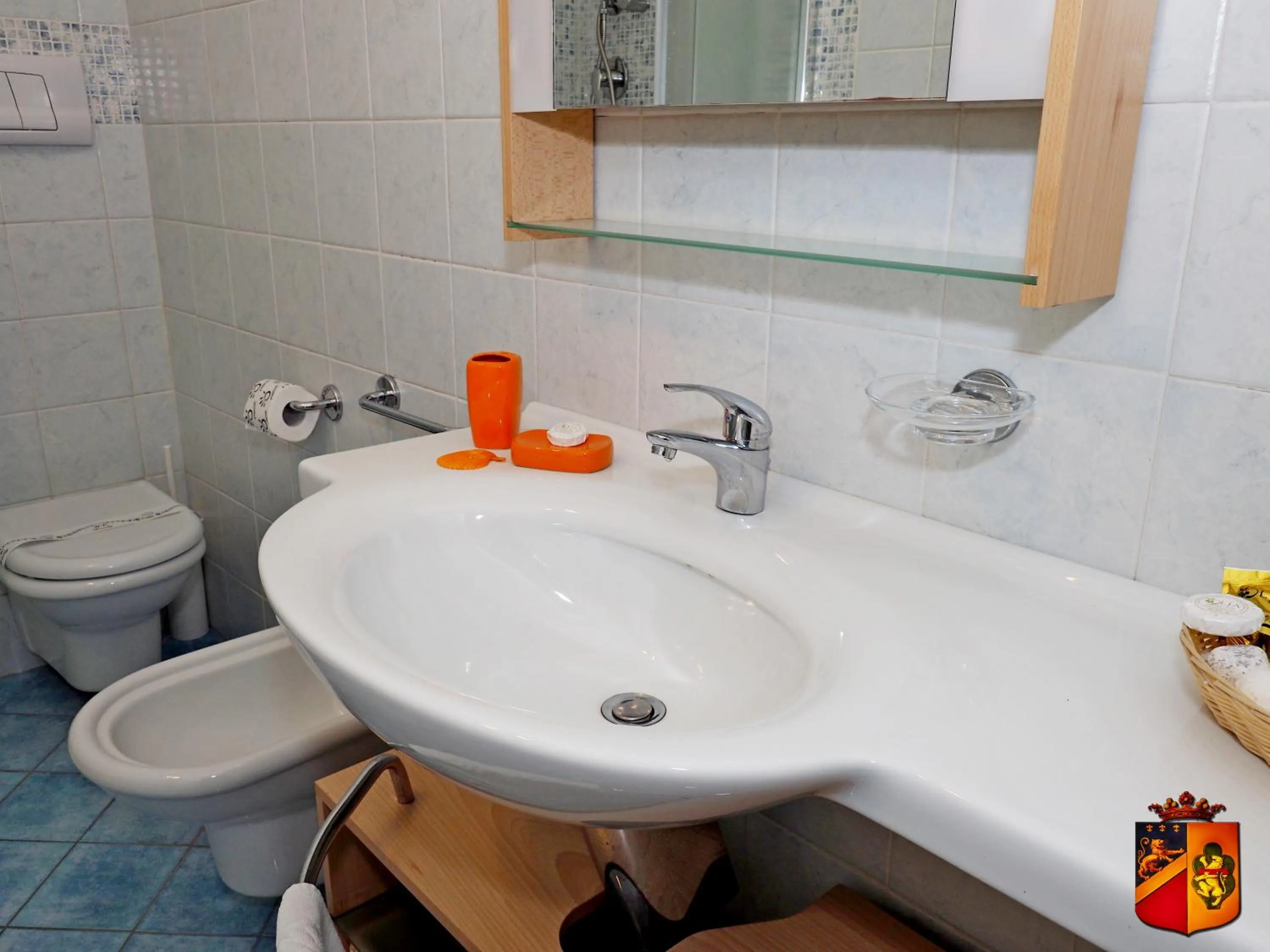 Bathroom in Palazzo Toraldo di Francia