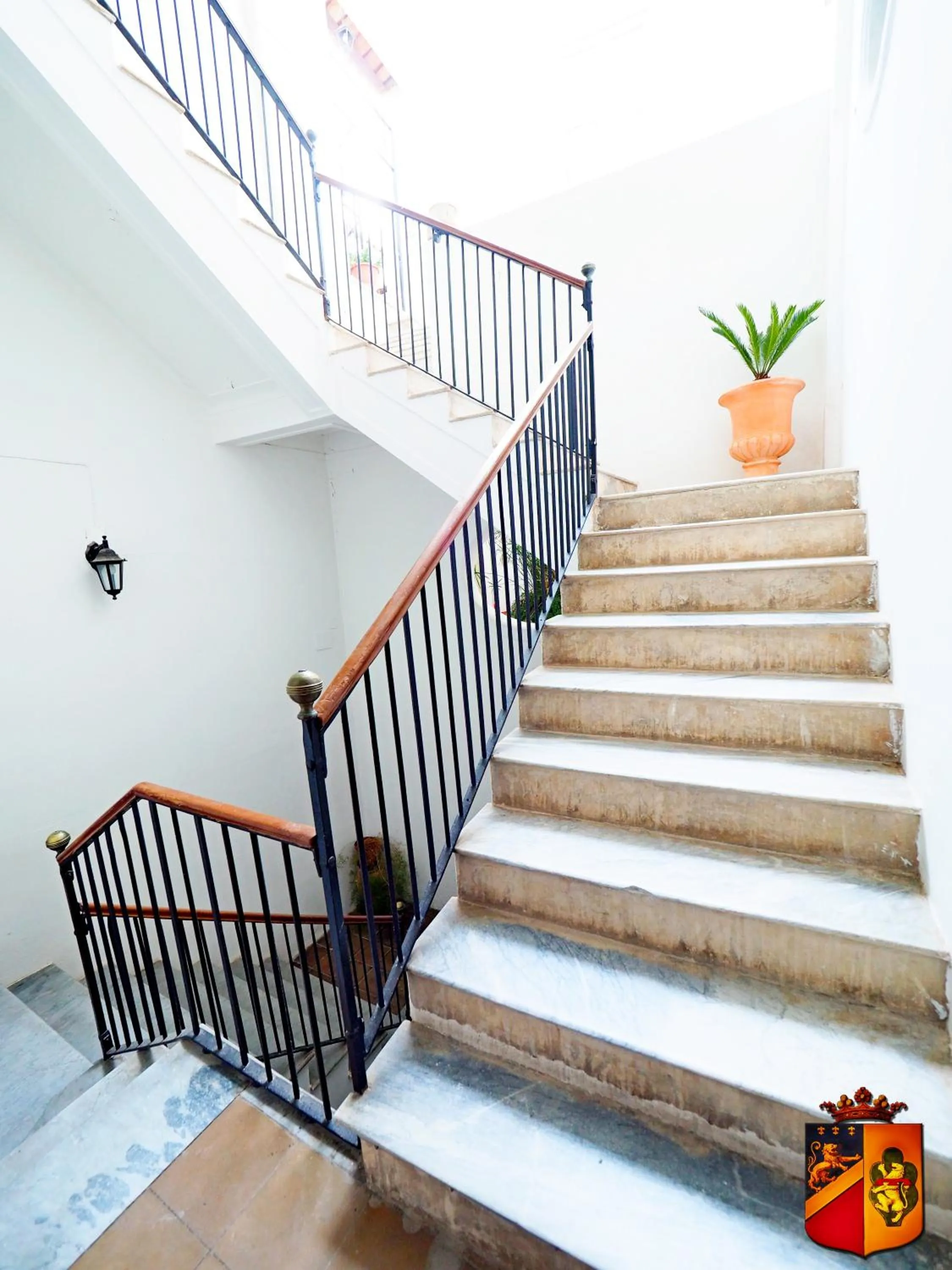 Facade/entrance in Palazzo Toraldo di Francia