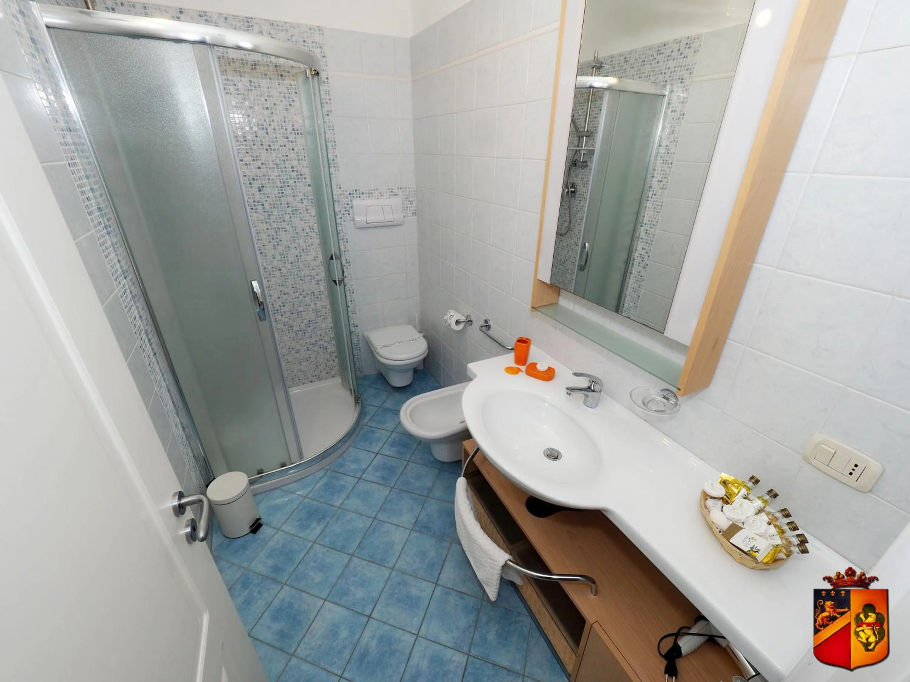 Bathroom in Palazzo Toraldo di Francia