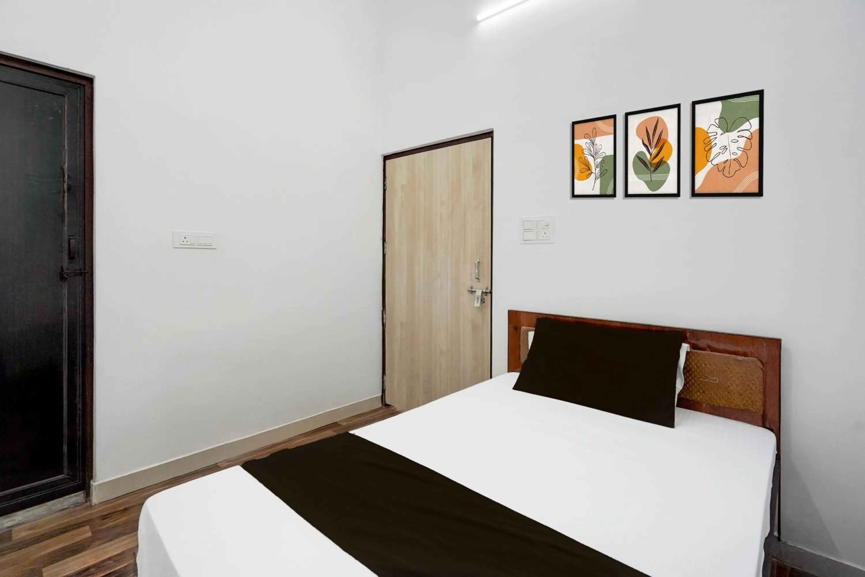 Bedroom in Hotel O Samrat palace