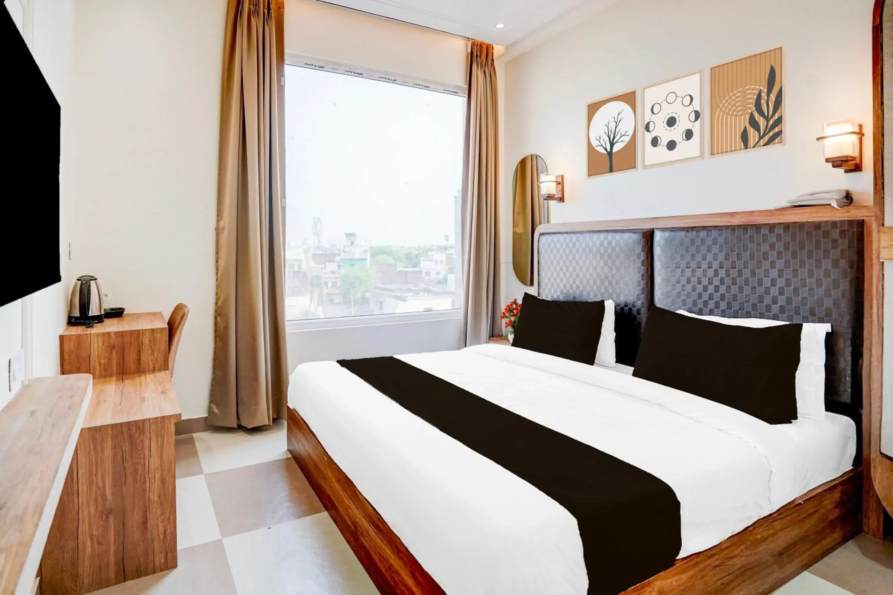Classic Triple Room - single occupancy in Super Townhouse Lahartara Railway Bridge Near Bus Stop Classic Triple Room - single occupancy in Super Townhouse Lahartara Railway Bridge Near Bus Stop