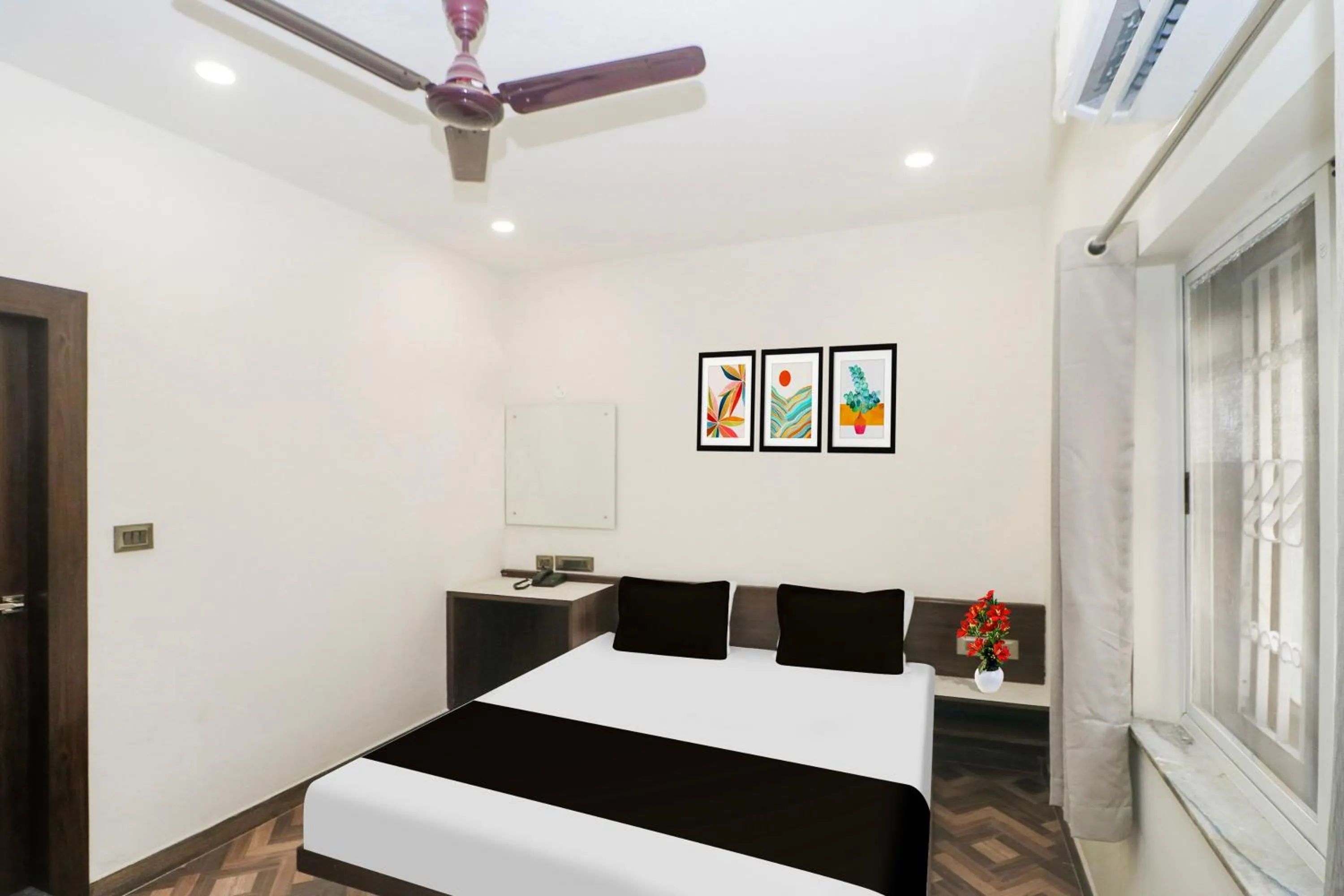 Bedroom, Bed in Super Collection O Ranchi Station Road Near Gurudwara Formerly Hotel Galaxy